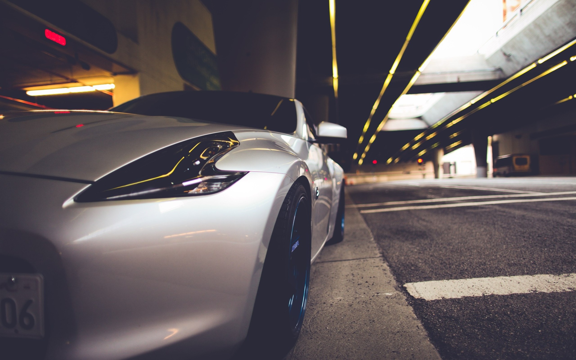 nissan, 350z, Vehicles, Cars, Tuning, Wheels, Rims, Tires, Close, Up, Roads, Street, Tunnel, Architecture, Buildings, Stance, Lights Wallpaper