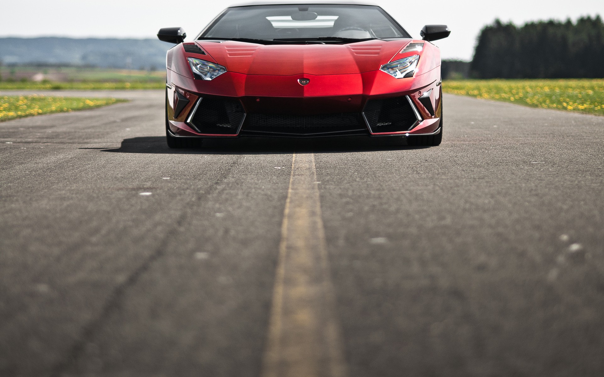 red, Aventador, On, The, Track Wallpaper