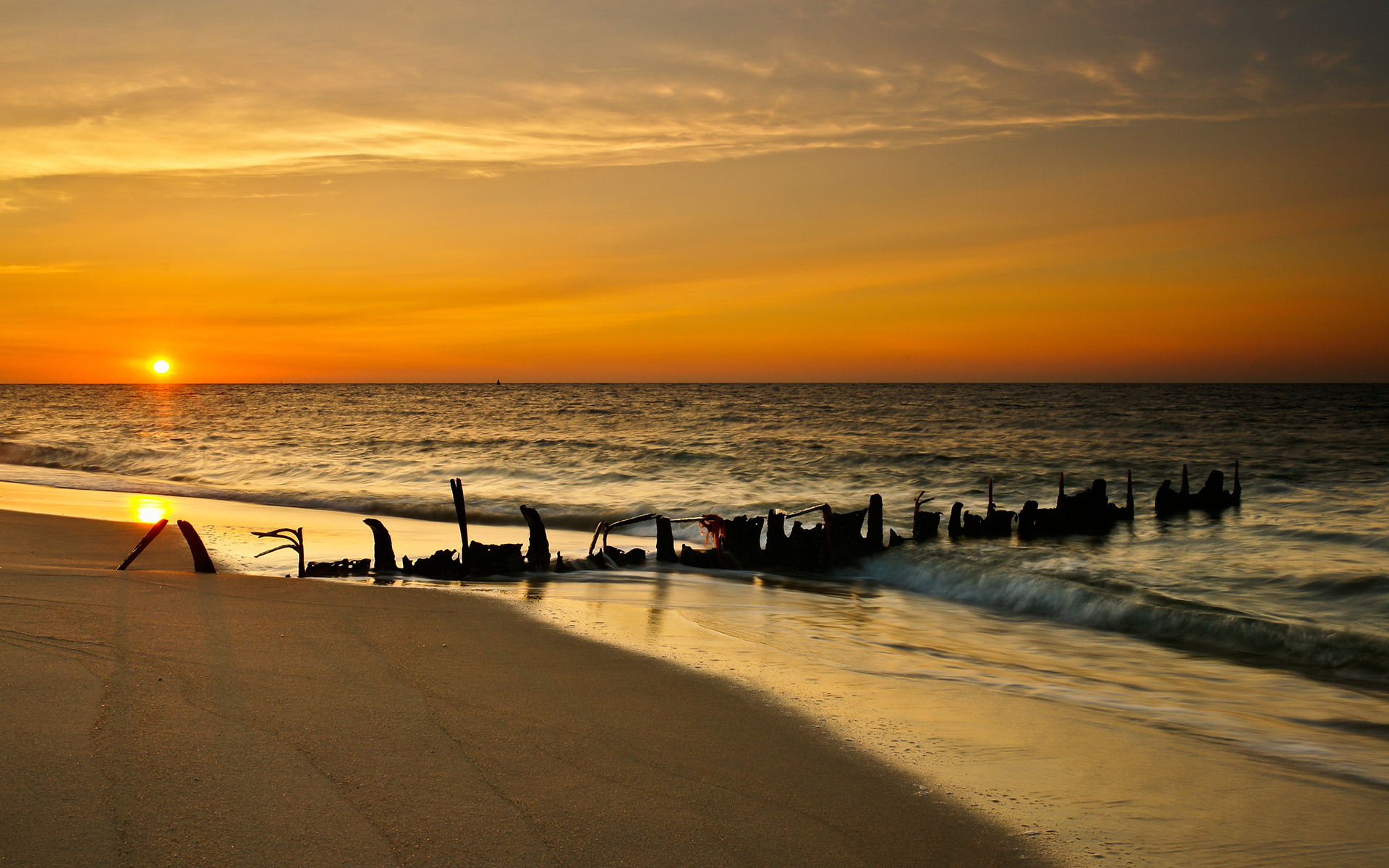 Beach Sunset Wallpapers Hd Desktop And Mobile Backgrounds