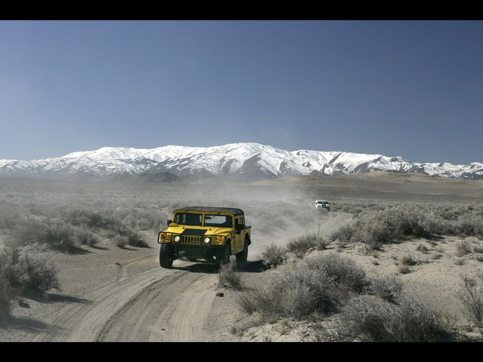 mountains, Deserts Wallpaper