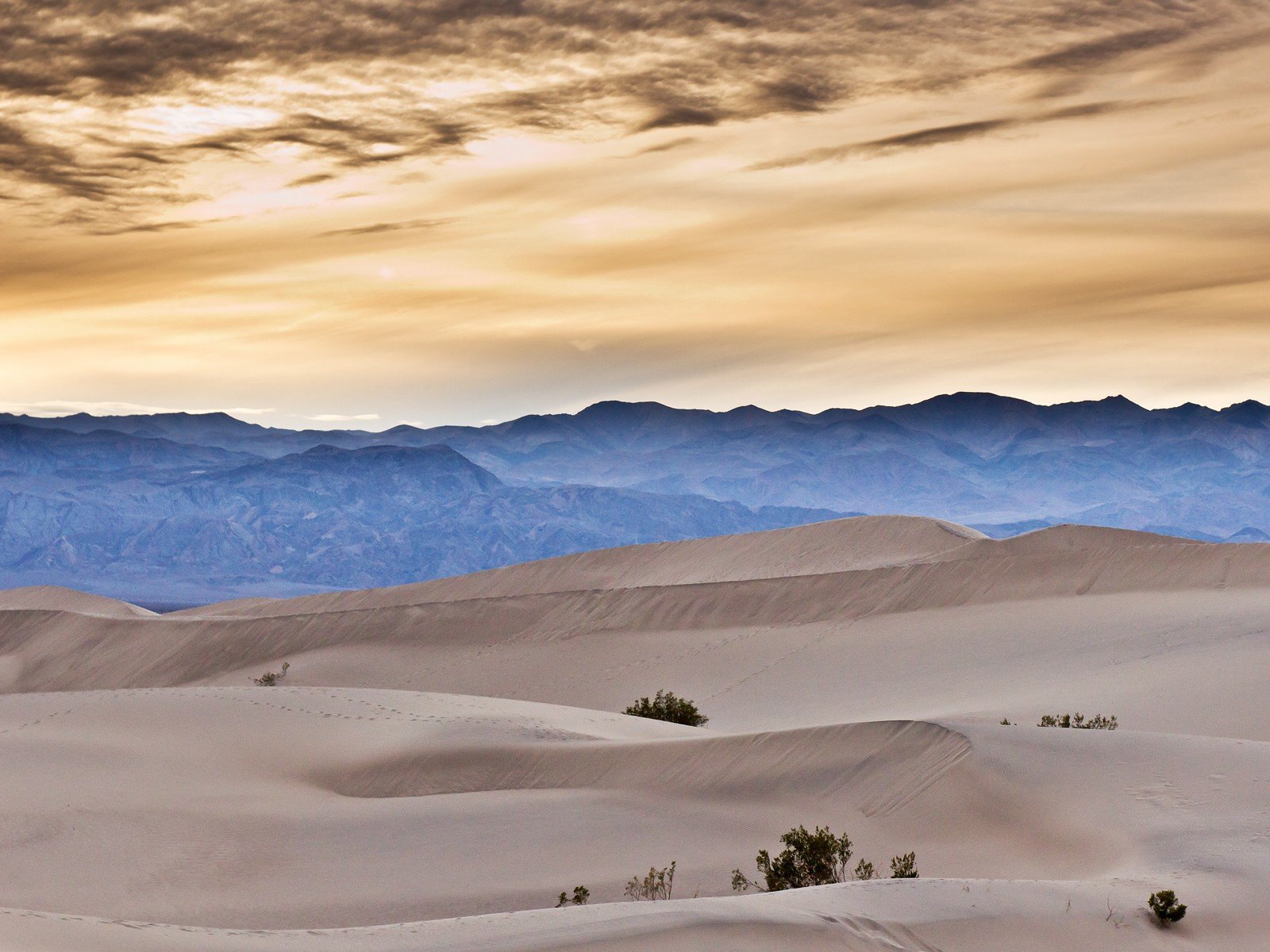 mountains, Landscapes, Sand, Deserts Wallpaper