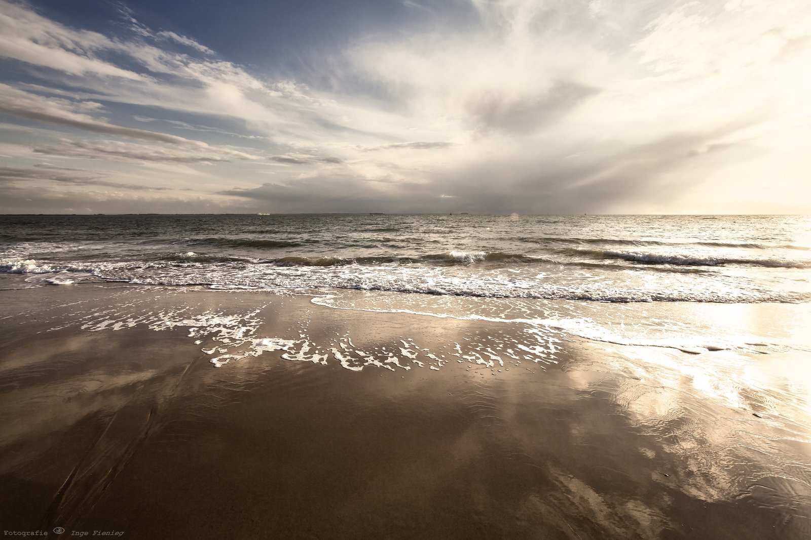 beaches, Clouds, Ocean, Sea, Seascapes, Nature, Sky, Waves Wallpaper