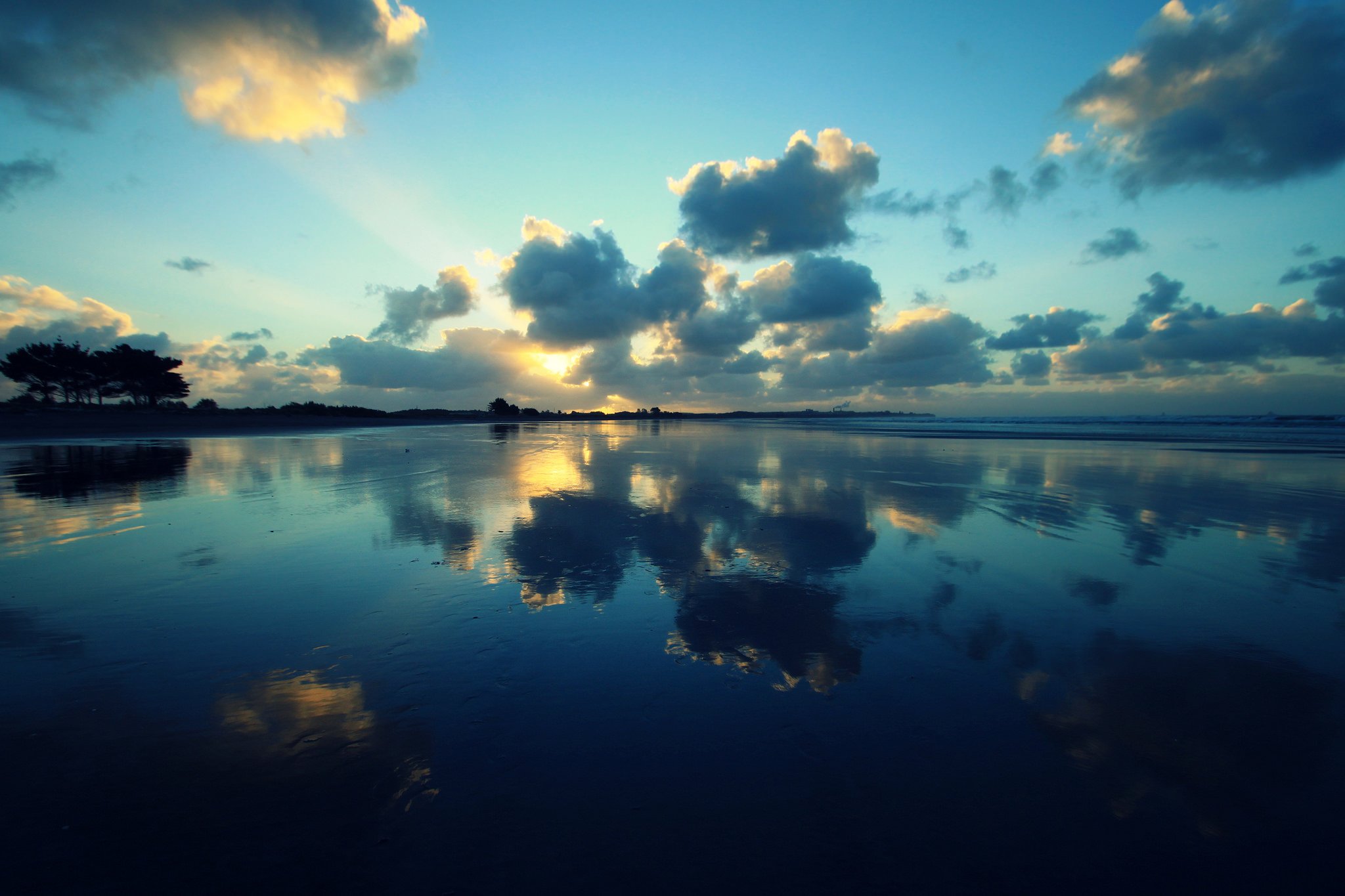 beaches, Clouds, Ocean, Sea, Seascapes, Nature, Sky, Waves Wallpaper