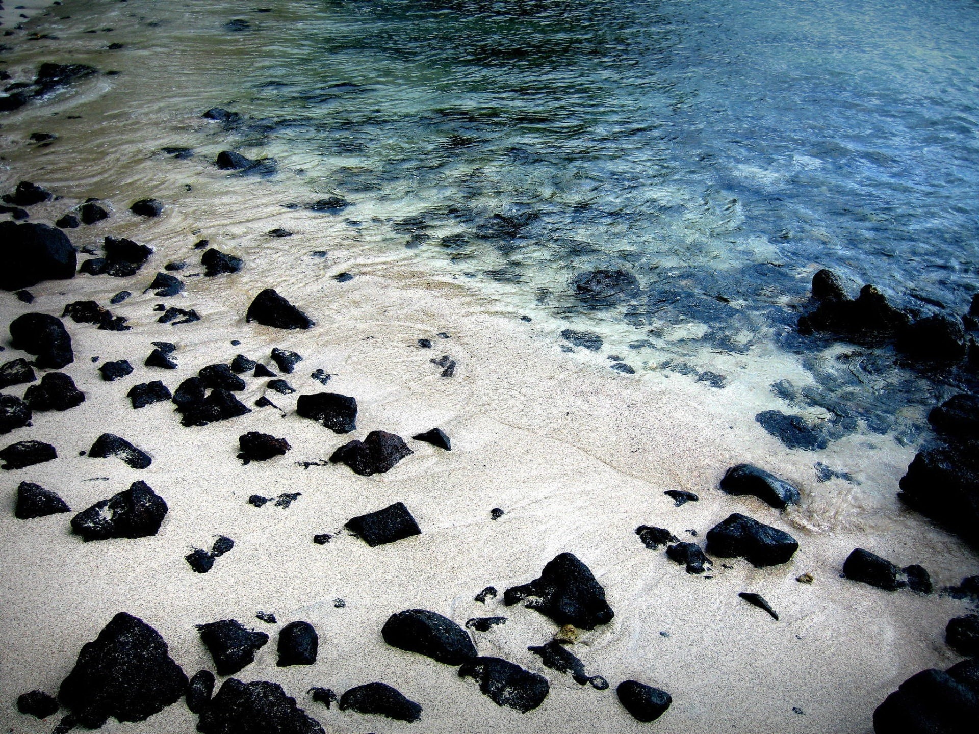 black, Rocks, On, White, Sand, Beach Wallpaper