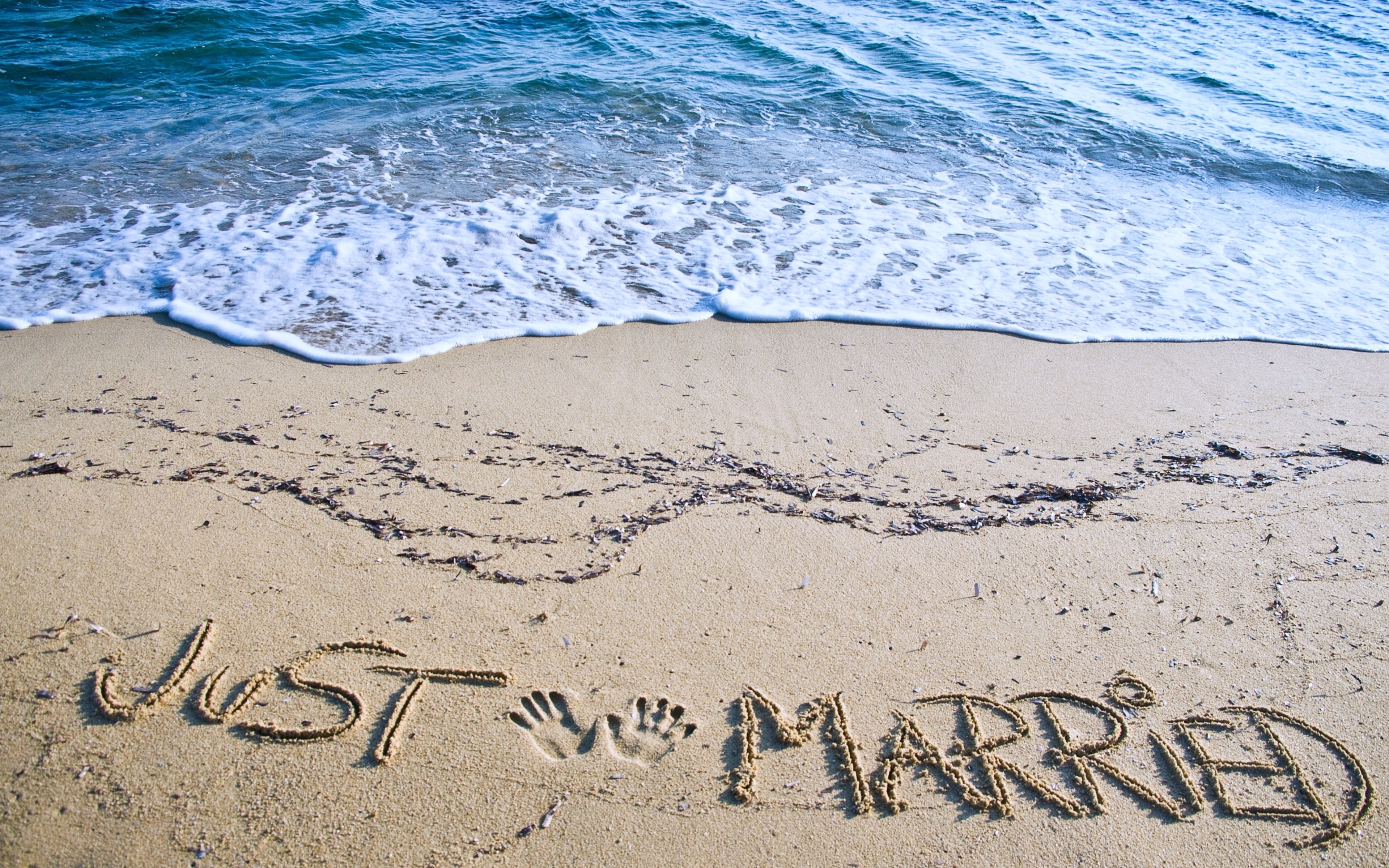 just, Married, Couples, Lovers, Happiness, Fun, Holiday, Honeymoon, Beaches, Summer, Sand, Sea, Joy, Enjoy Wallpaper