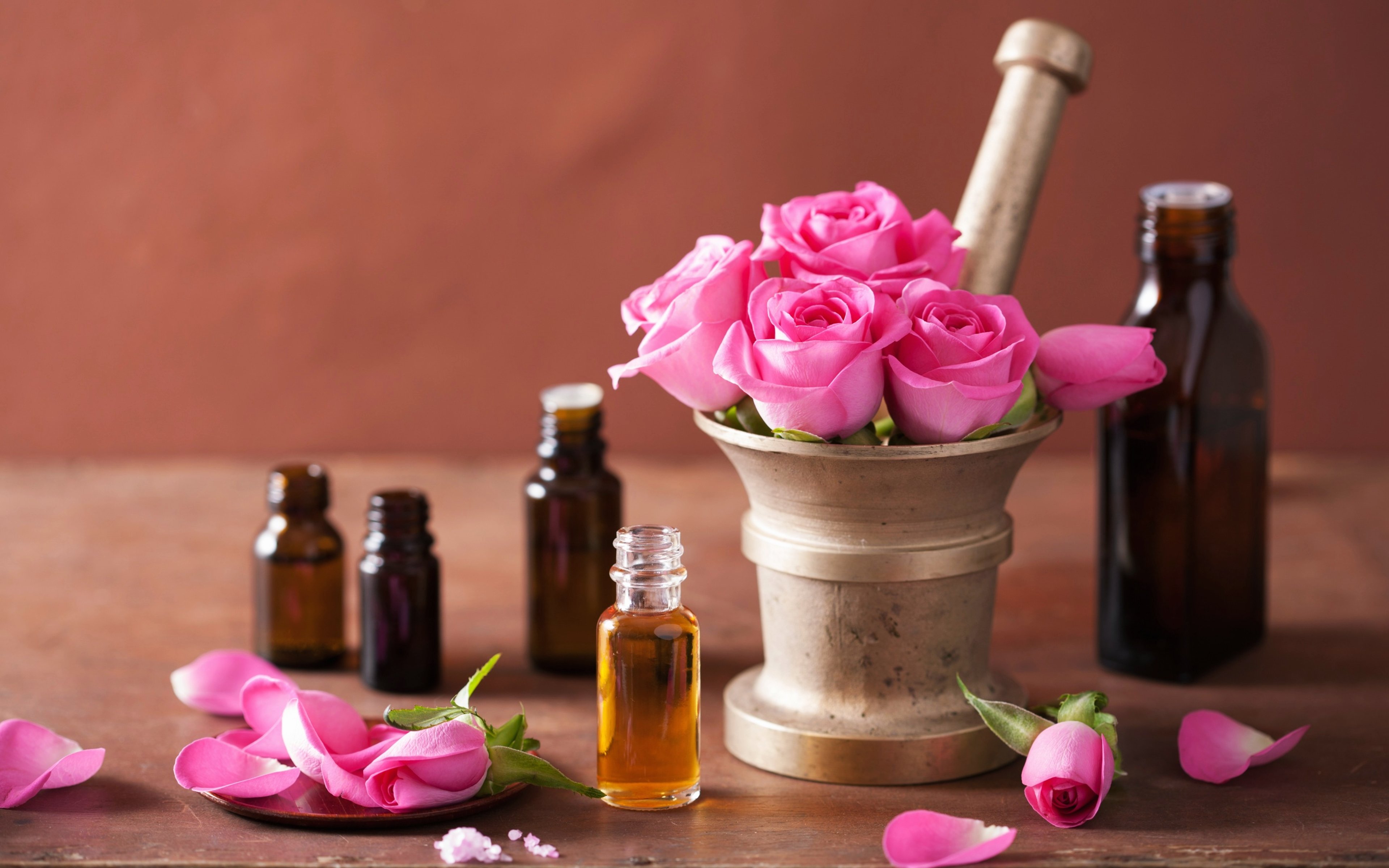 emotions, Flowers, Girls, Love, Red, Roses, Spring, Wife, Perfume, Bottles, Extraction Wallpaper