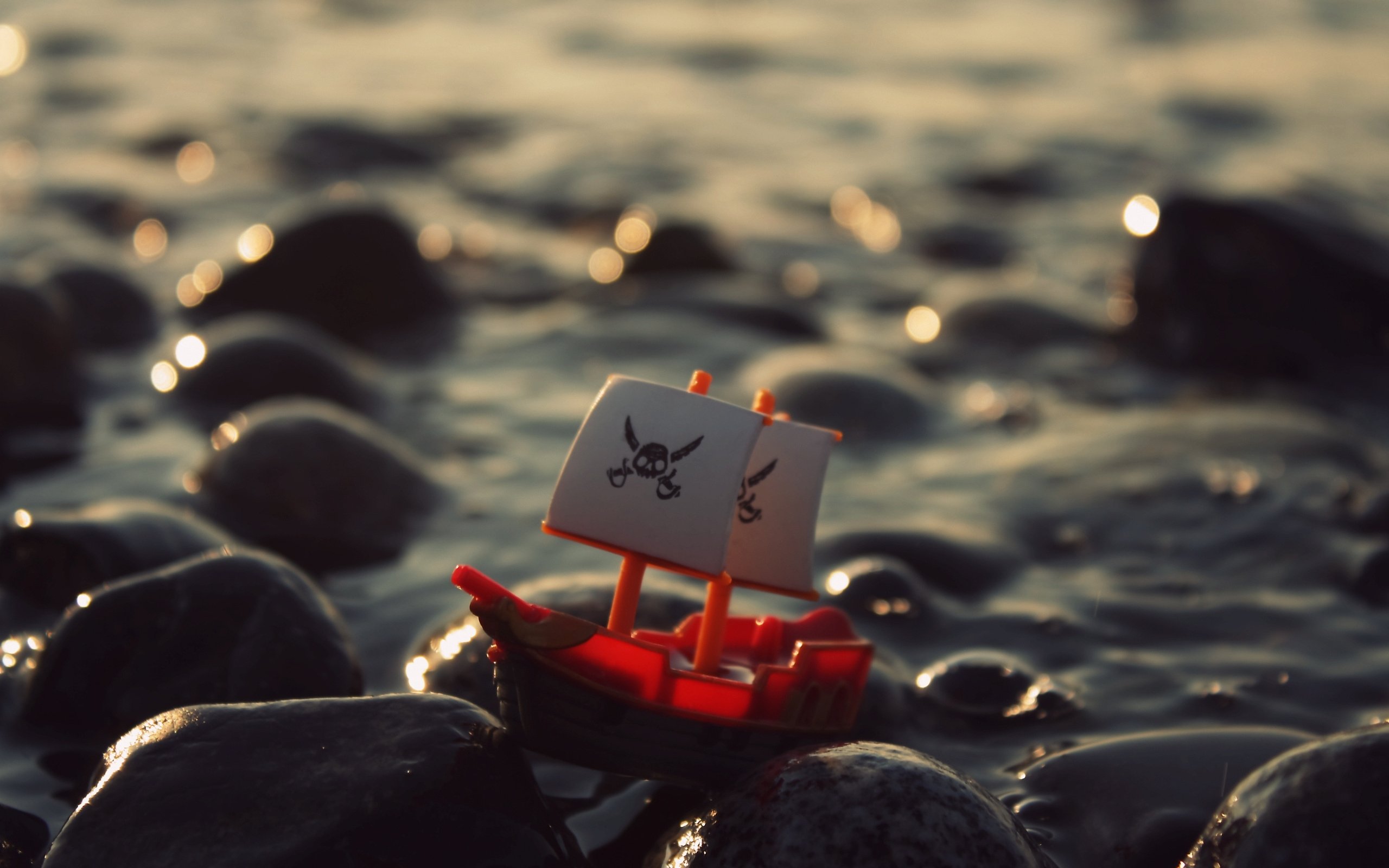 ship, Small, Beach, Water, Stones Wallpaper