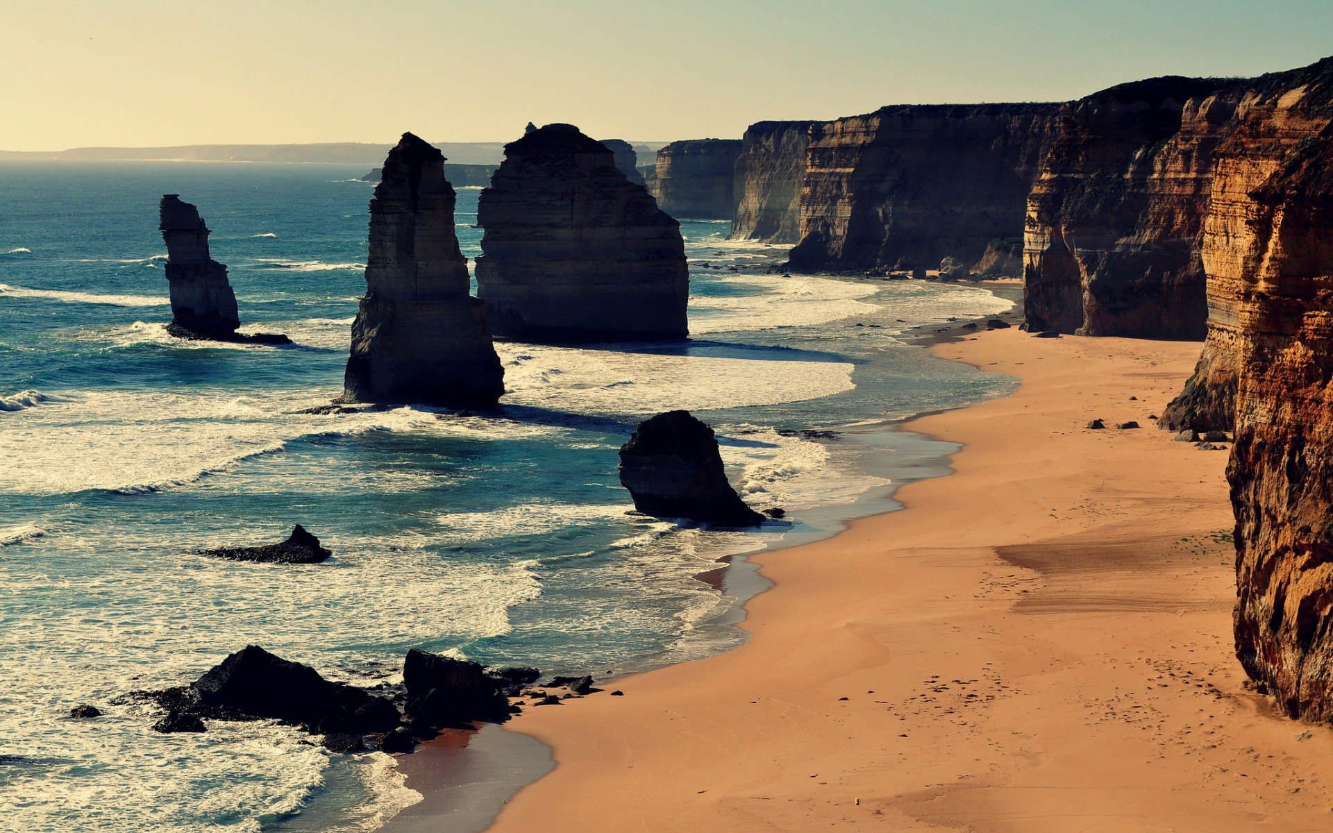 superbeach Wallpaper
