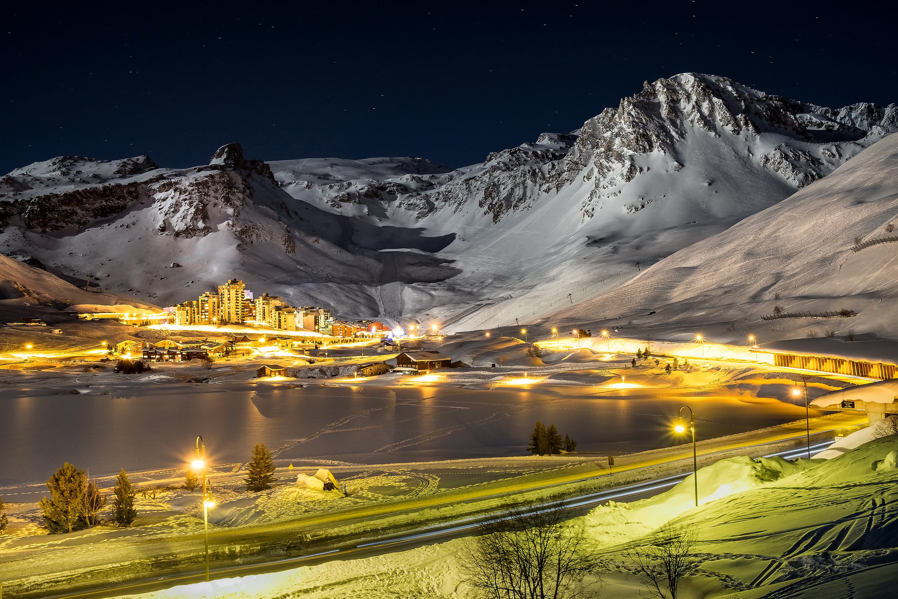 france, Winter, Mountains, Roads, Houses, Snow, Night, Street, Lights, Tignes, Nature Wallpaper