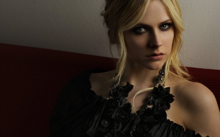 avril, Lavigne, Blonde, Face, Women, Females, Girls, Babes, Blondes HD Wallpaper Desktop Background