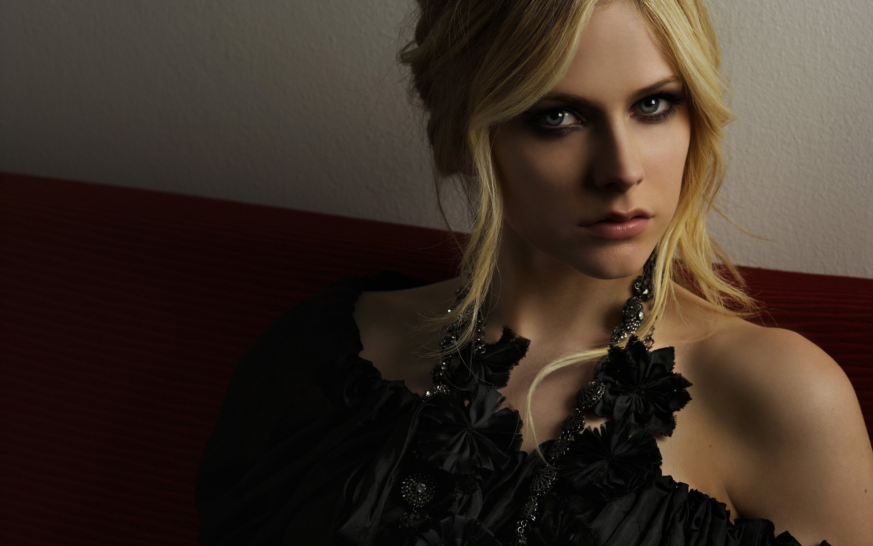 avril, Lavigne, Blonde, Face, Women, Females, Girls, Babes, Blondes Wallpaper