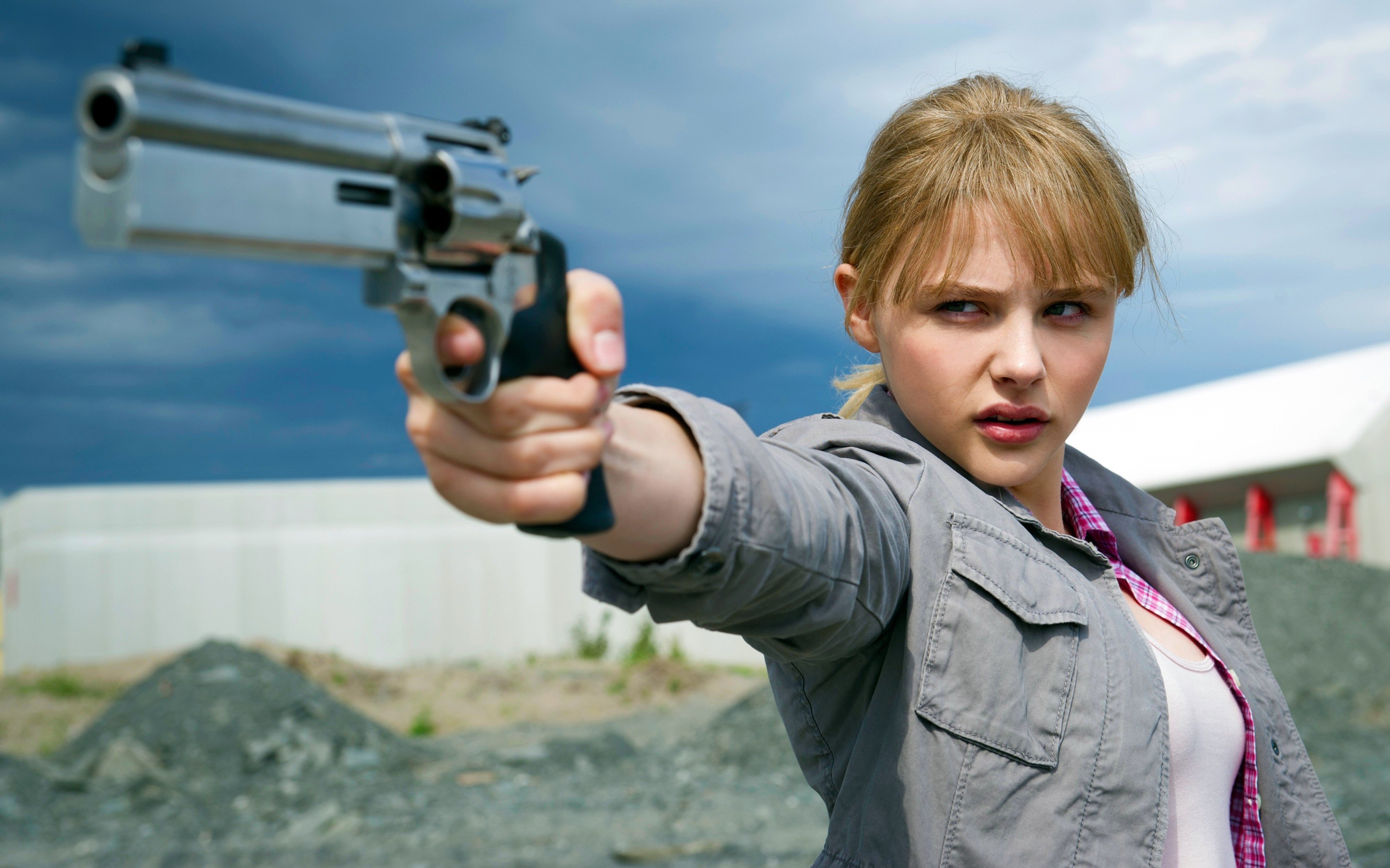 chloe, Moretz, Kick, Ass, Movie, Heroe, Action, Blonde, Pistol Wallpaper