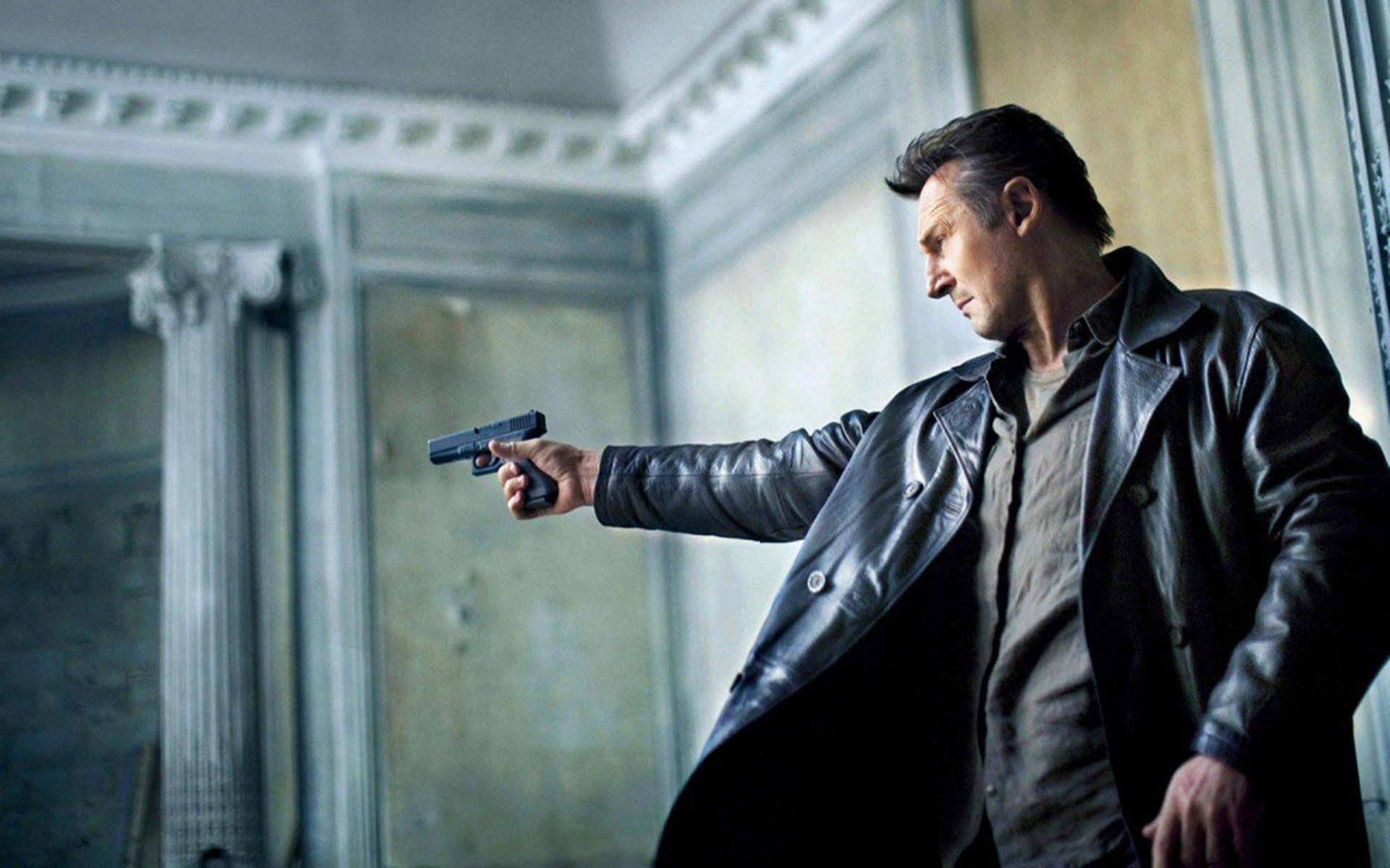taken, Action, Thriller, Spy, Crime, Liam, Neeson, 1taken, Weapon, Gun, Pistol Wallpaper