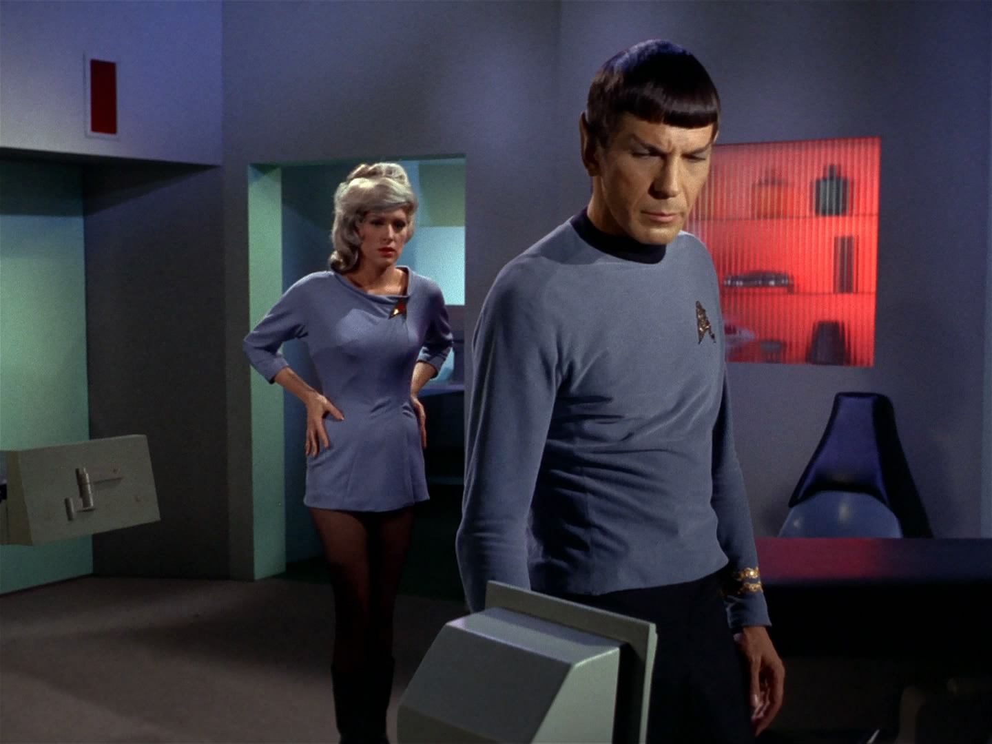 star, Trek, Sci fi, Action, Adventure, Television, The naked truth,  249 Wallpaper