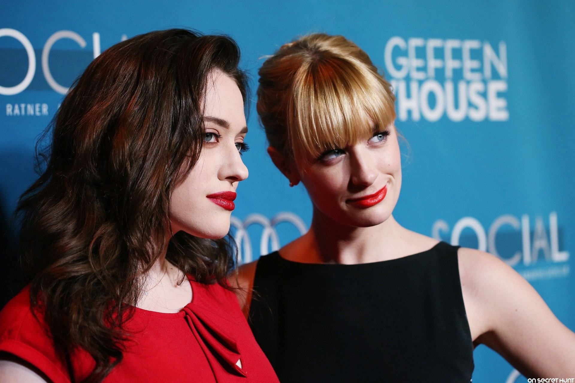 2, Broke, Girls, Comedy, Sitcom, Series, Babe,  15 Wallpaper