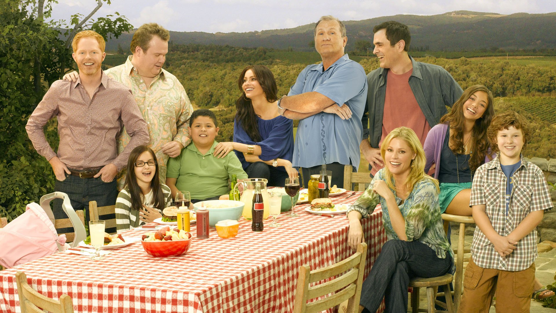 modern, Family, Sitcom, Comedy, Series,  17 Wallpaper