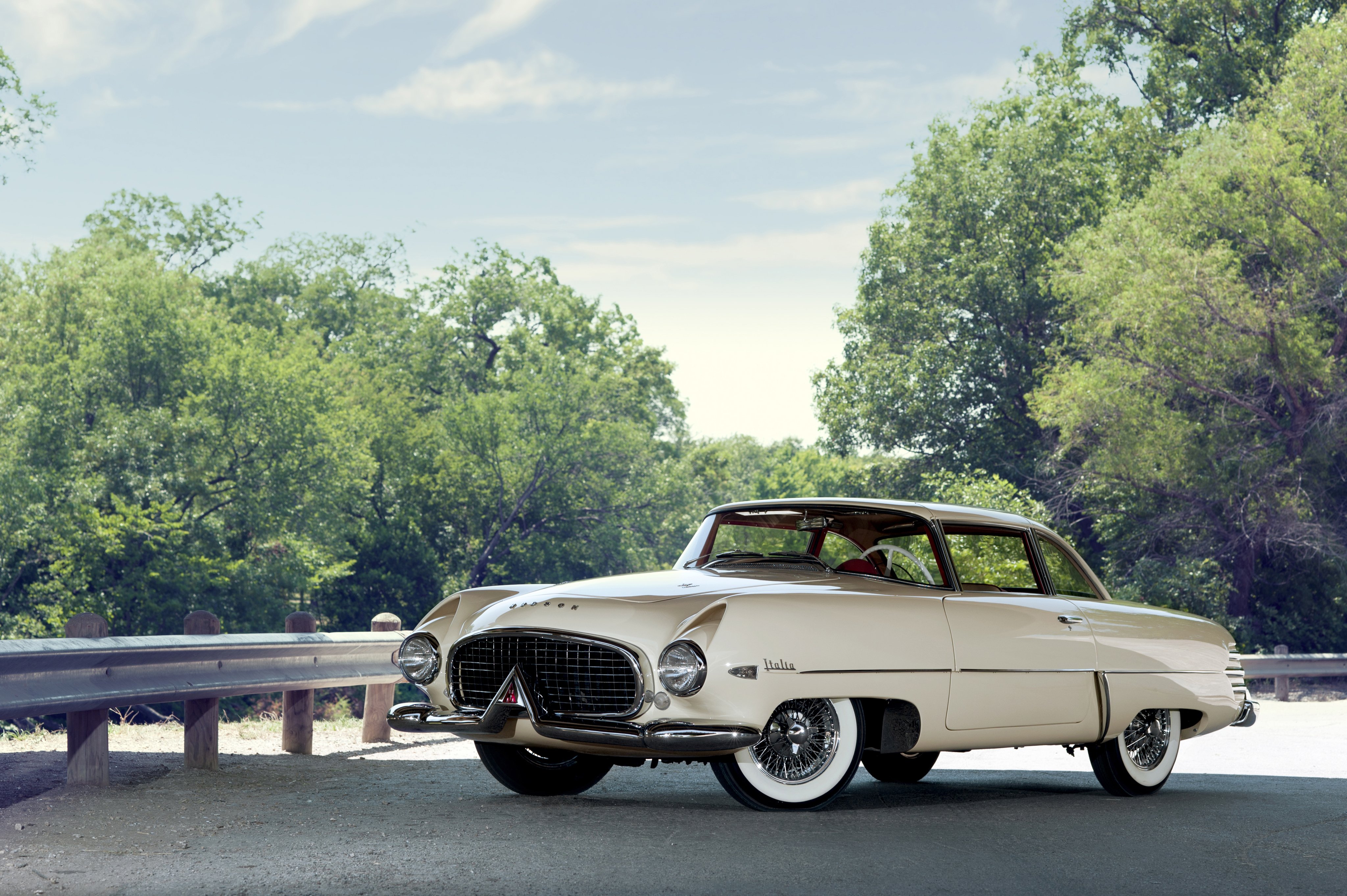 hudson, Italia, 1954 Wallpaper