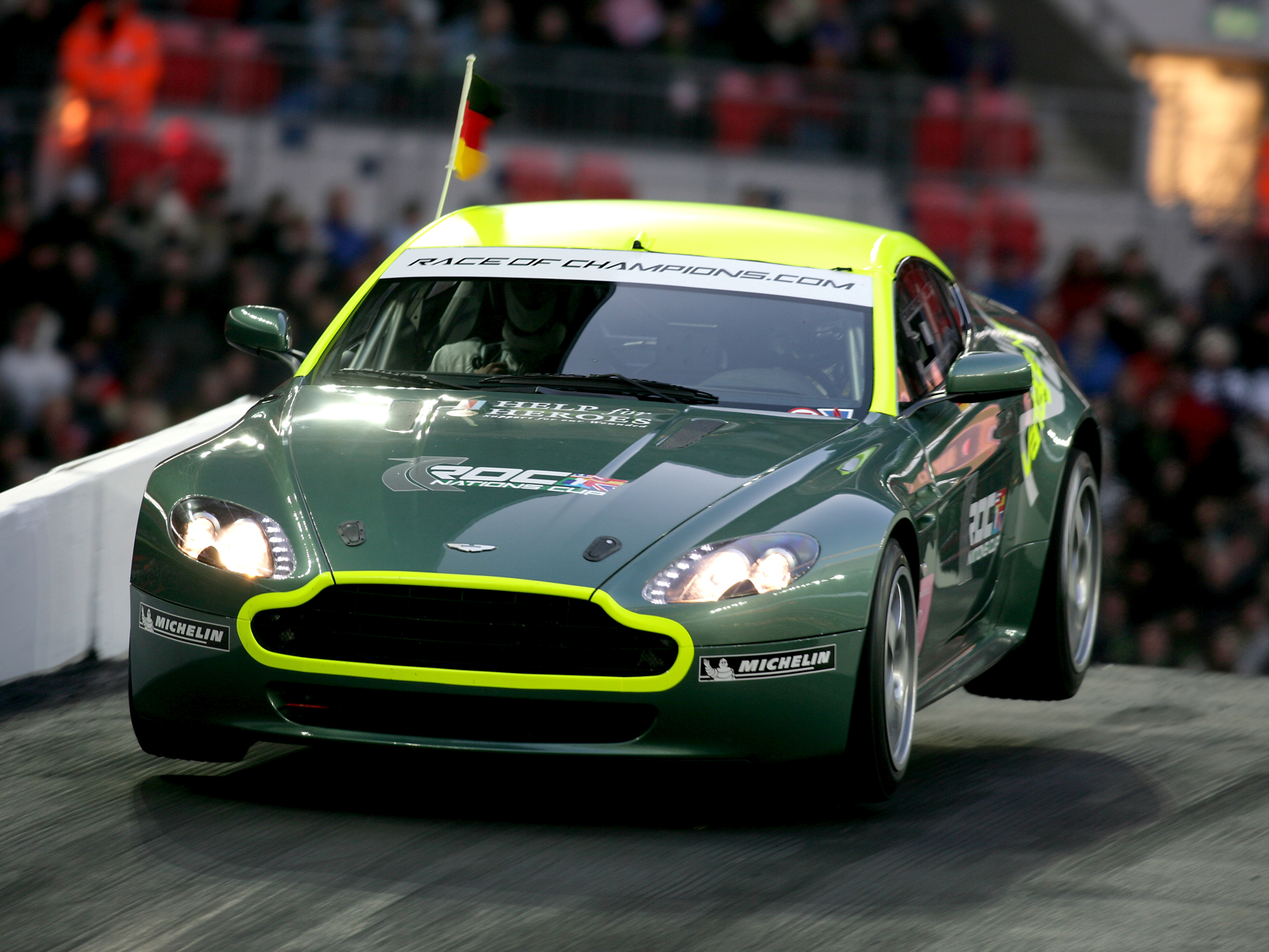 2007 Aston Martin V8 Vantage N24 Race Racing Supercar V 8 Wallpapers Hd Desktop And Mobile Backgrounds