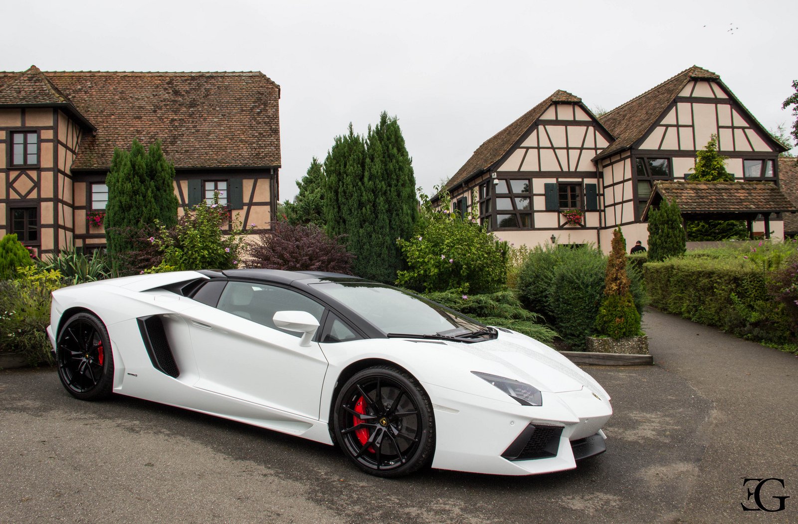 aventador, Black, Bleue, Cars, Grise, Italian, Lamborghini, Lp700, White, Blanche, Supercars Wallpaper