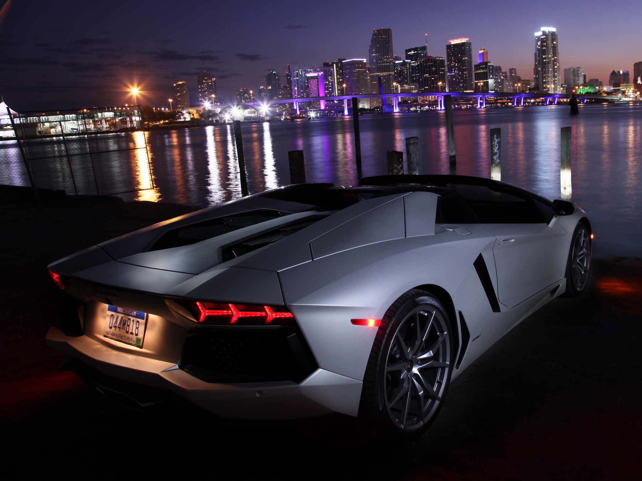 Lamborghini Aventador Lp Roadster Silver Supercar Cities Wallpapers HD