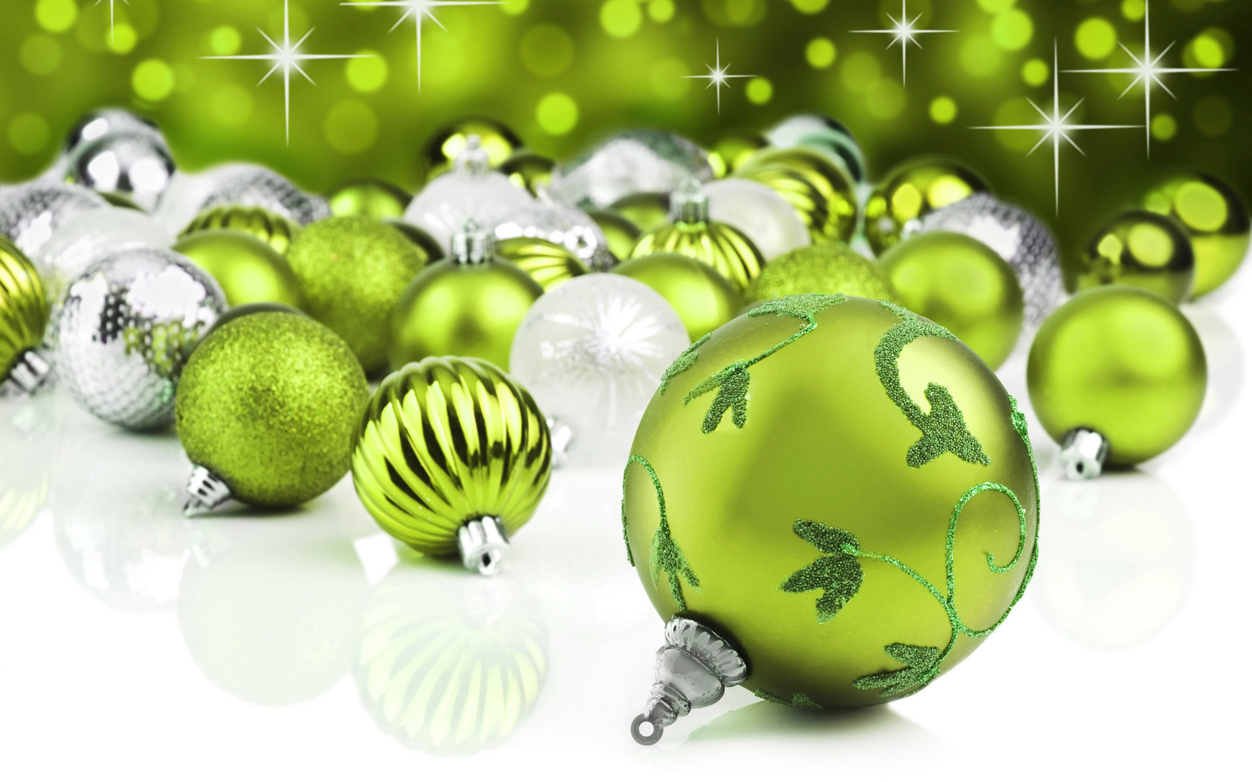 merry, Christmas, Holiday, Vacation, Gifts, Tree, Happy, Beautiful, Santa, Snowman, Lights Wallpaper