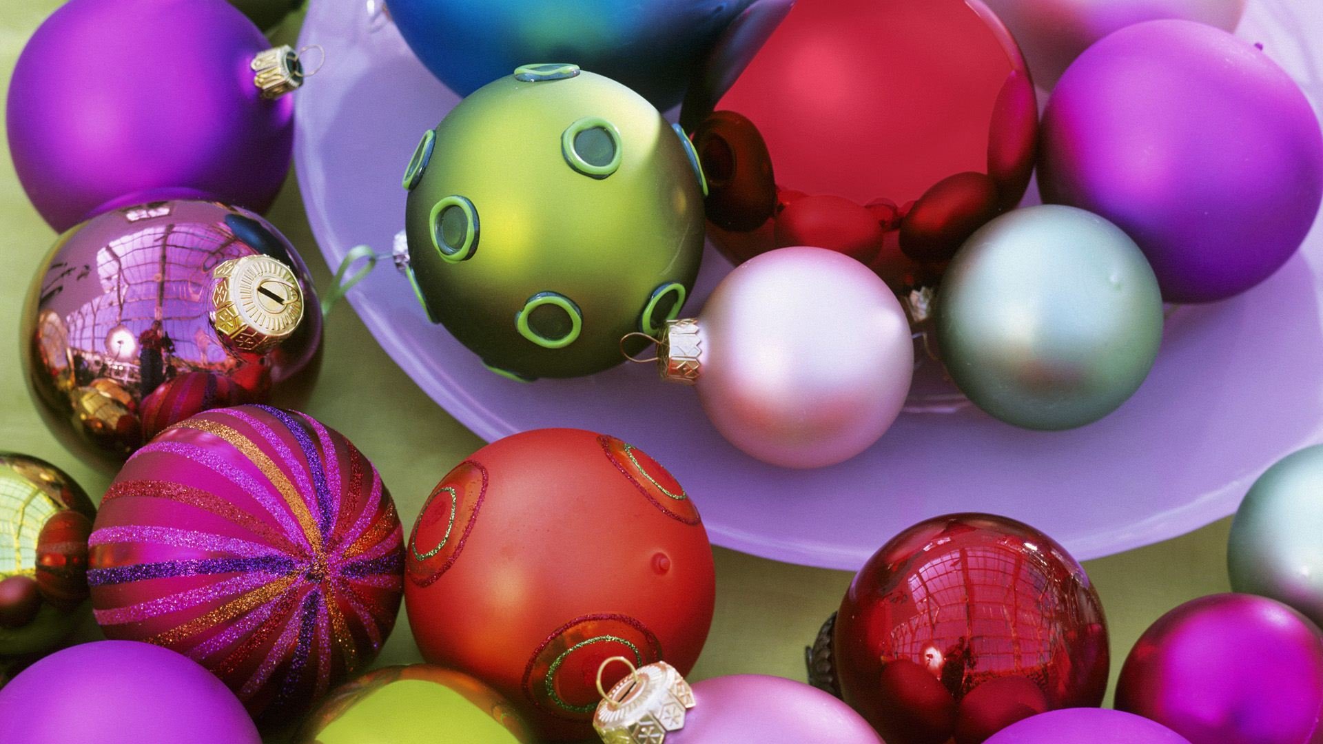 merry, Christmas, Holiday, Winter, Snow, Beautiful, Tree, Gift, Santa Wallpaper