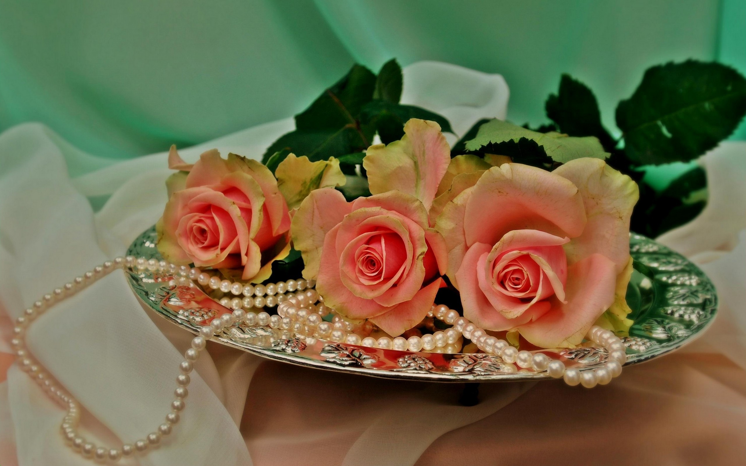 pearls, Bouquet, Roses, Weddings Wallpaper