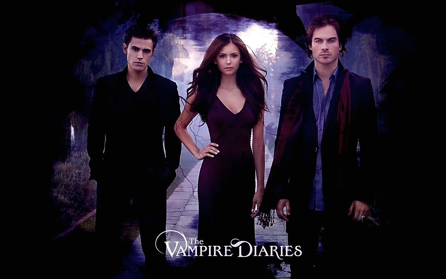 Вампир по английски. The Vampire Diaries игра. Дневники вампира на английском. Сериал дневники вампира на английском с субтитрами. Дневники вампира в оригинале с английскими субтитрами.