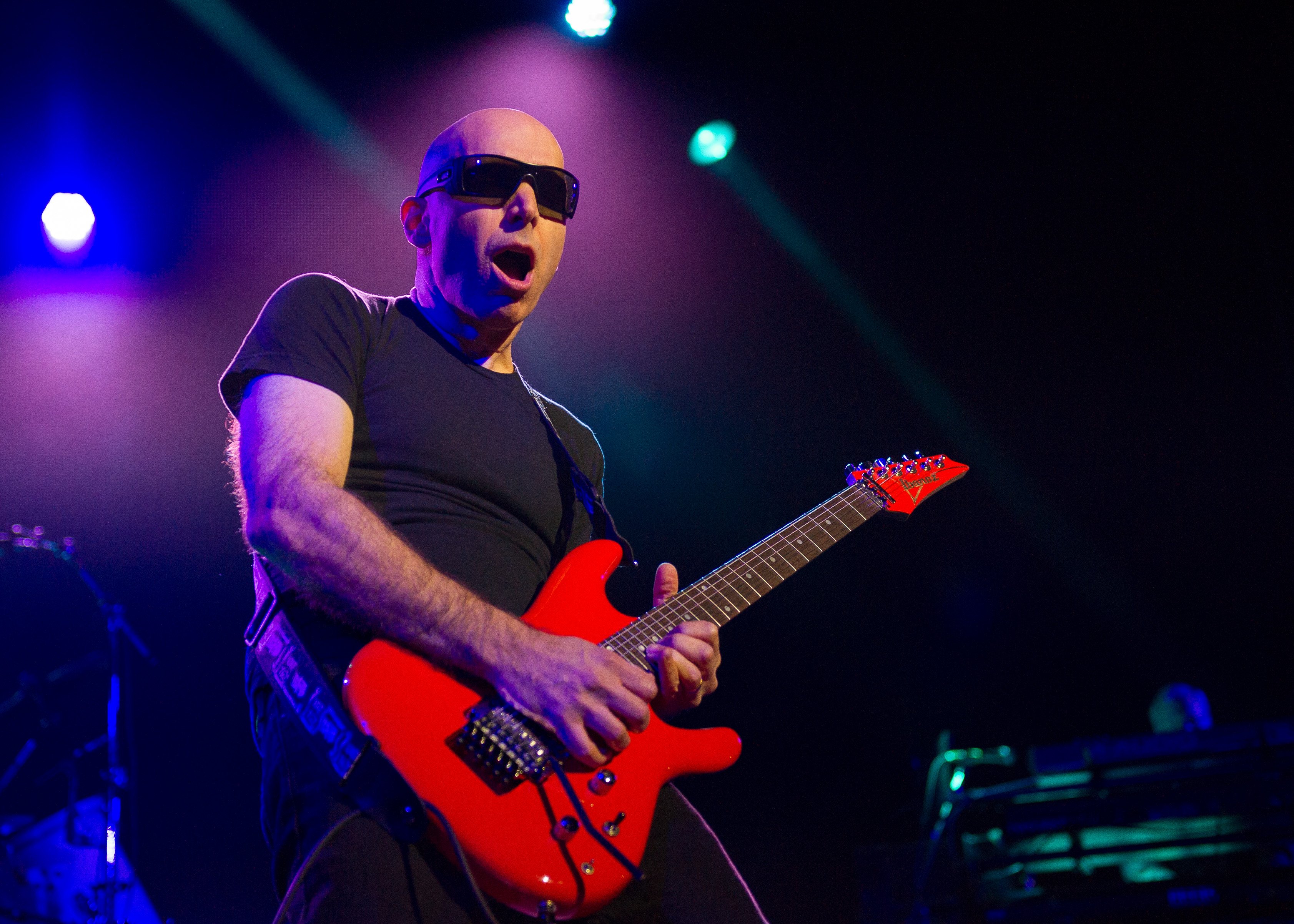 “You don’t get a medal at the end – you drop dead!” Joe Satriani on 30 ...