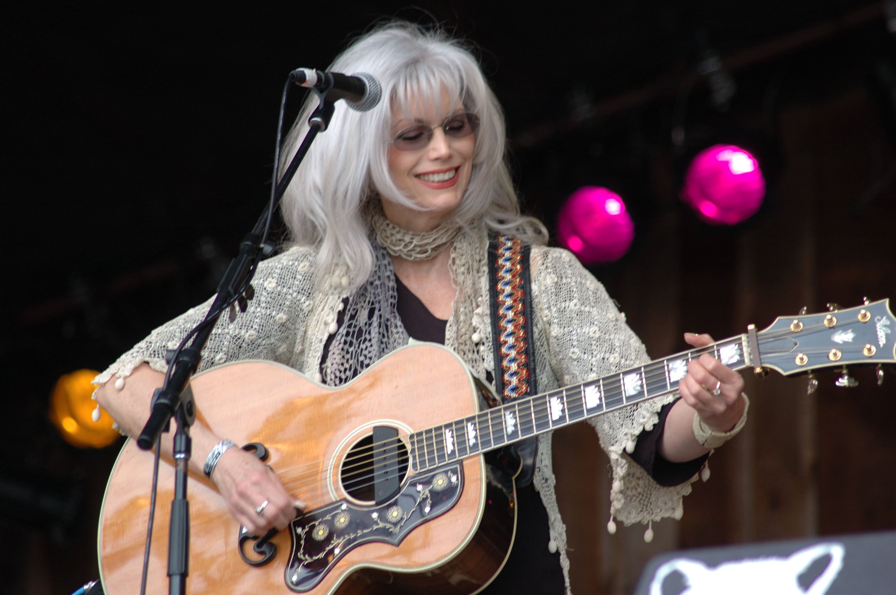 emmylou, Harris, Countrywestern, Country, Concert, Guitar Wallpapers HD / D...