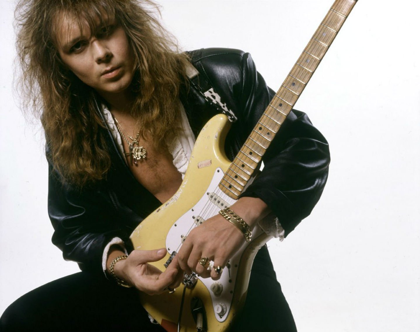 Yngwie malmsteen википедия. И́нгви Йо́ханн Ма́льмстин. Malmsteen. Yngwie Malmsteen дискография. Дискография Yngwie j. Malmsteen.