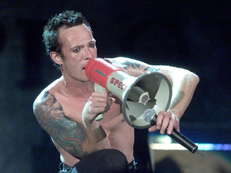 rip, Scott, Weiland, Stone, Temple, Pilots, Velvet, Revolver, Wildabouts, Alternative, Metal, Heavy, Singer, 1sweil HD Wallpaper Desktop Background