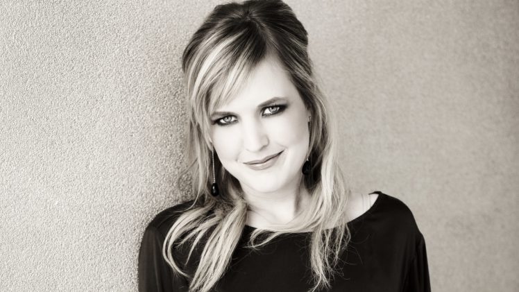 leonie, Meijer, Pop, Soft rock HD Wallpaper Desktop Background