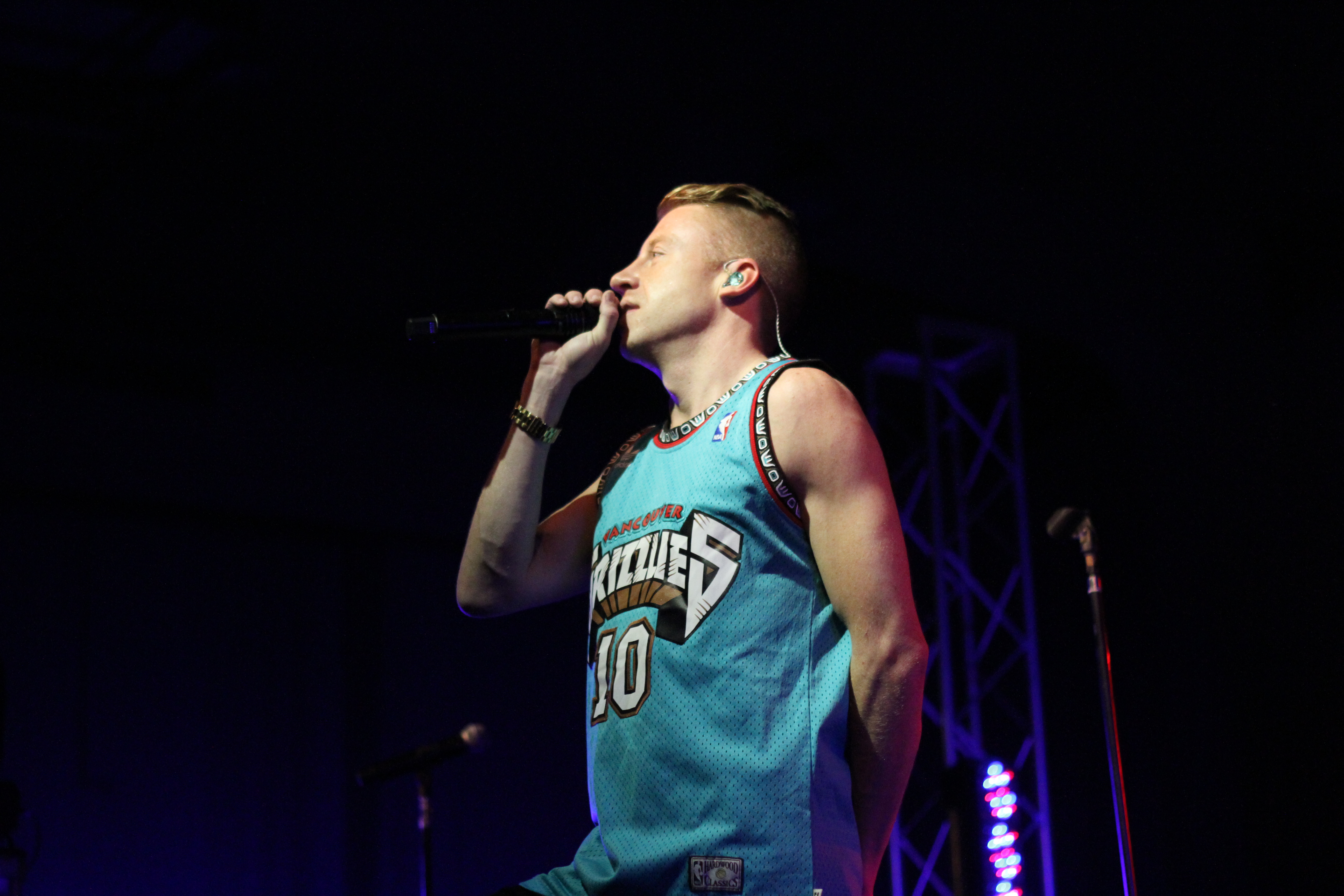 macklemore, Ryan, Lewis, Rap, Rapper, Hip, Hop, Concert, Microphone Wallpaper