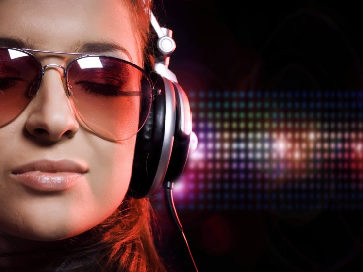 headphones, Women, Music, Lips, Glasses, Faces HD Wallpaper Desktop Background