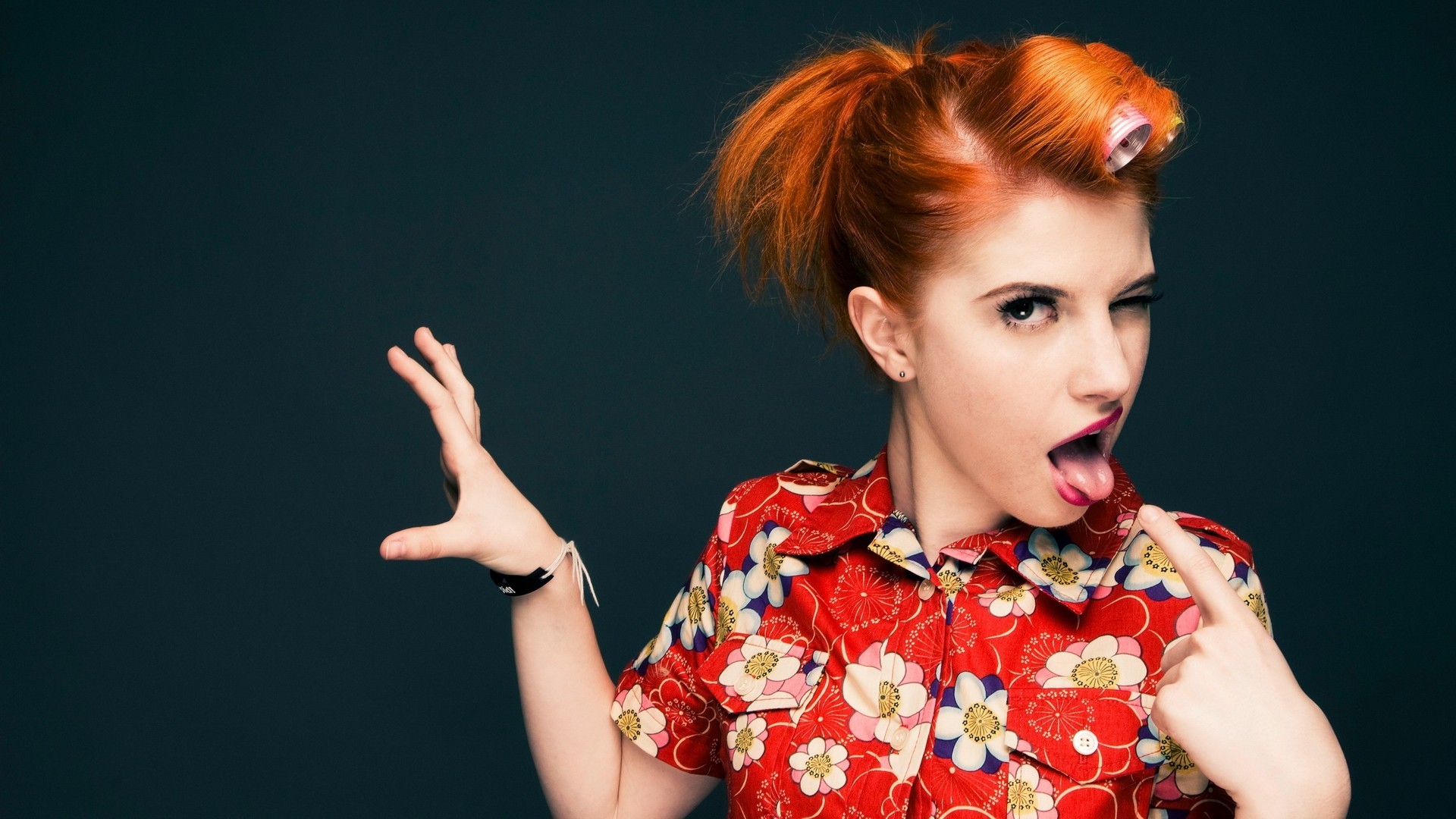 black, White, People, Concert, Women, Paramore, Hayley, Williams, Singer, Redheads, Babes, Females, Microphone Wallpaper