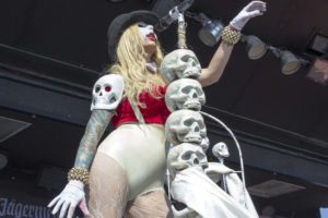in, This, Moment, Maria, Brink, Women, Females, Girls, Sexy, Babes, Heavy, Metal, Hard, Rock, Band, Group, Blondes, Gothic, Concert, Skulls