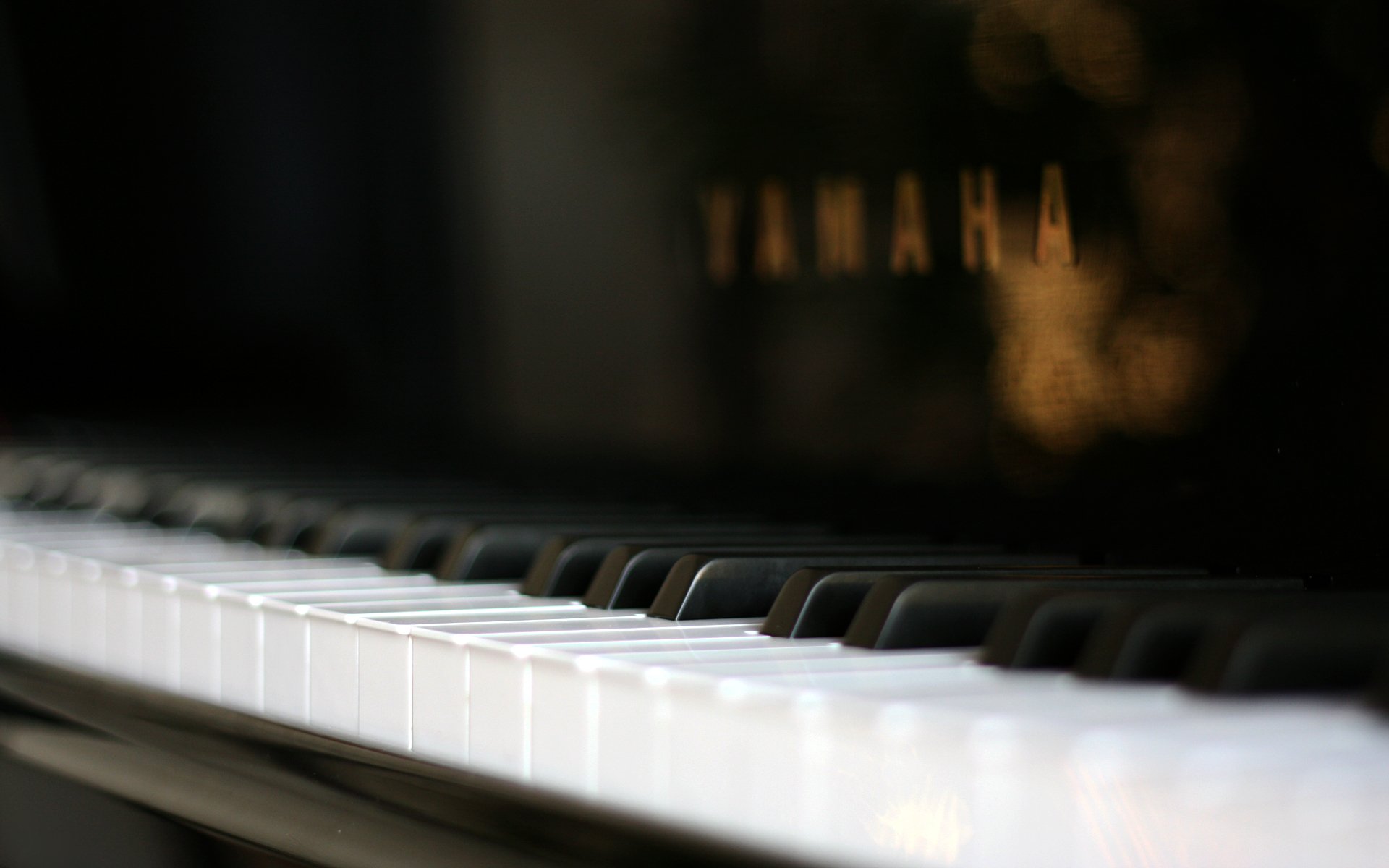 piano Wallpaper