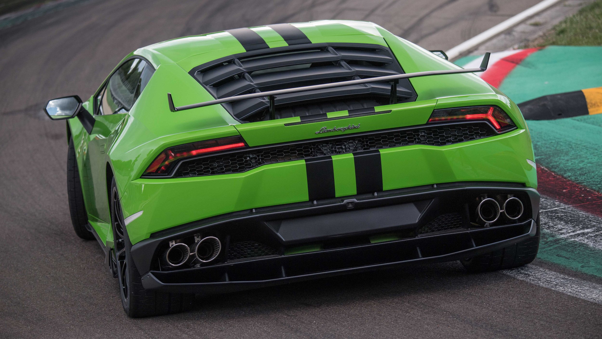 Lamborghini Huracan Green 2016