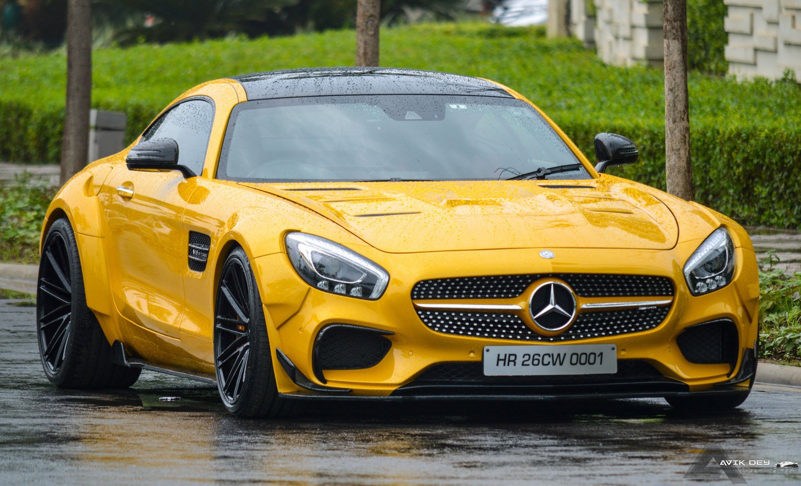 Mercedes AMG gt Yellow 4k