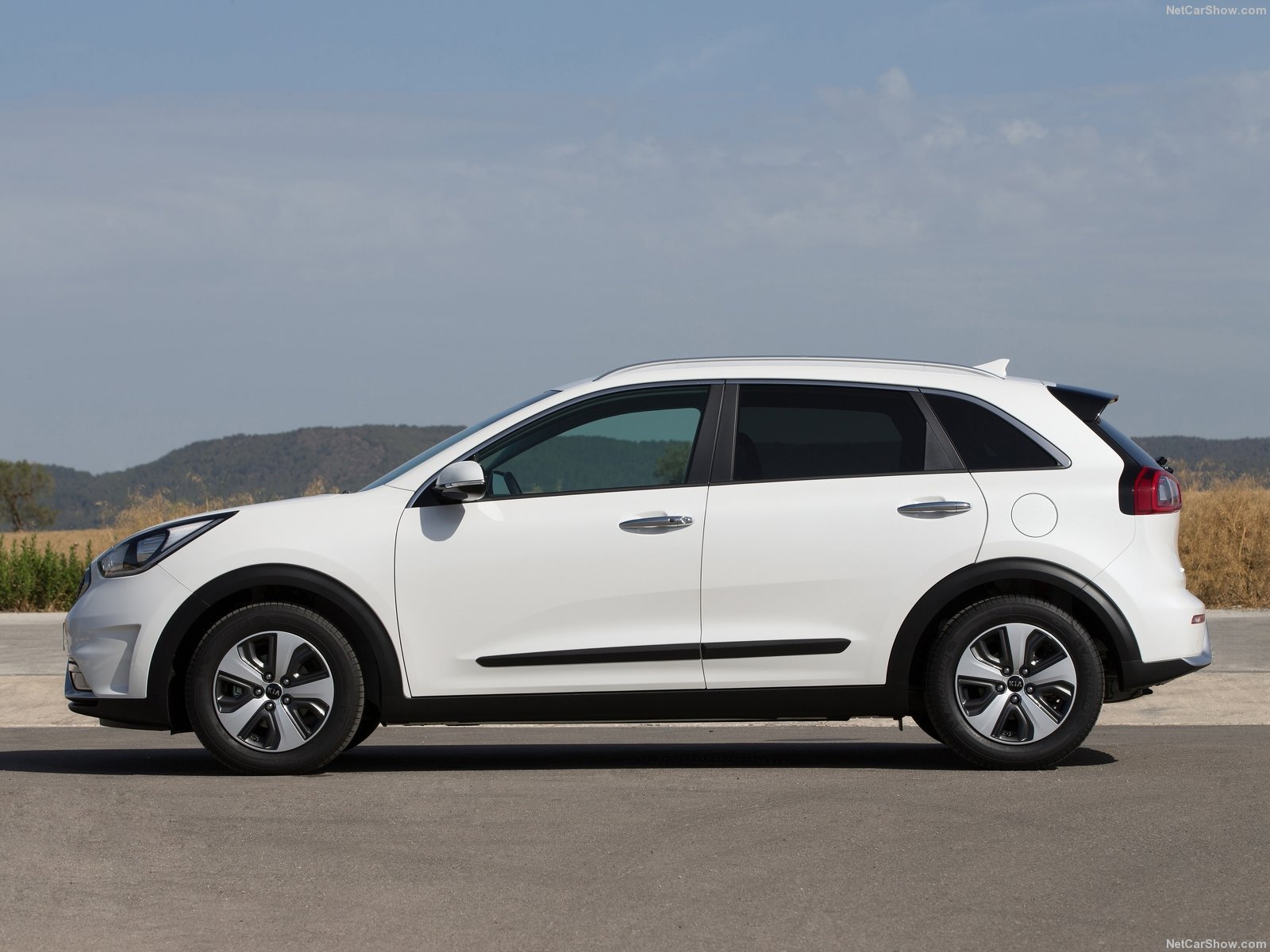 eu version, 2016, Cars, Hybrid, Kia, Niro, Suv, White Wallpaper