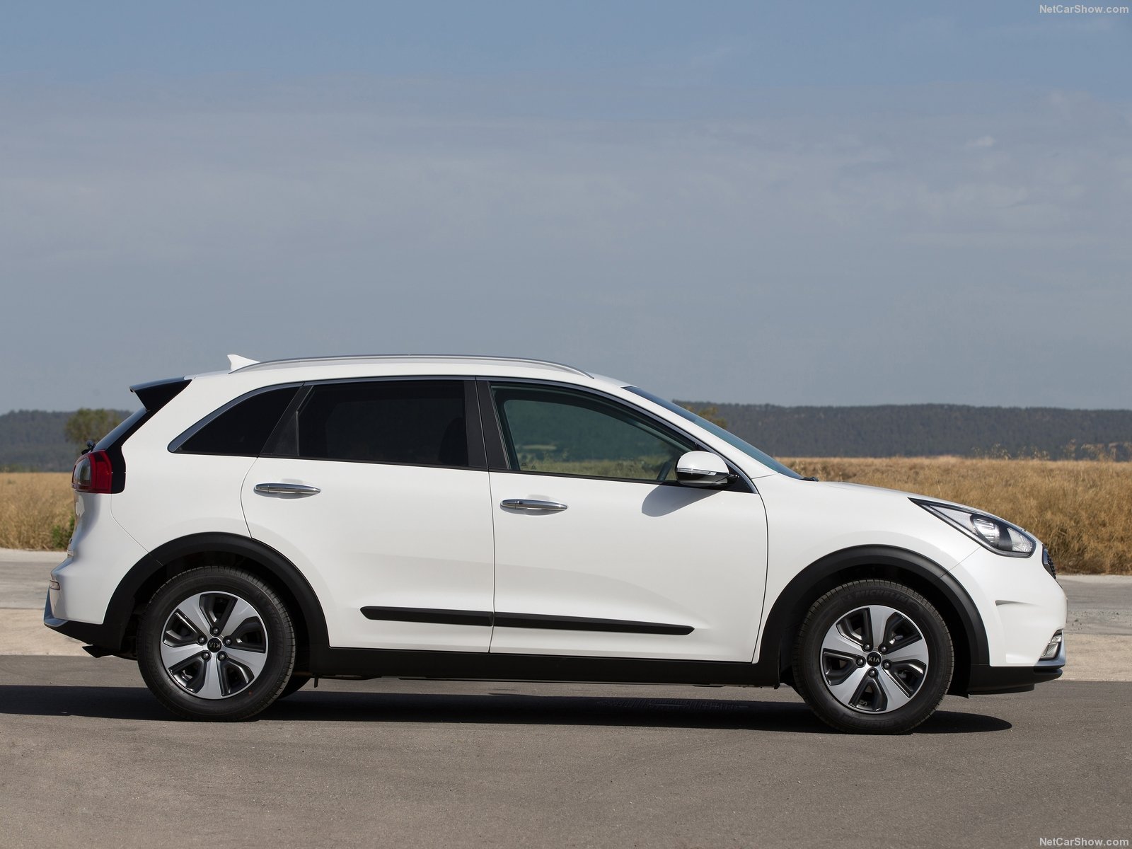 eu version, 2016, Cars, Hybrid, Kia, Niro, Suv, White Wallpaper