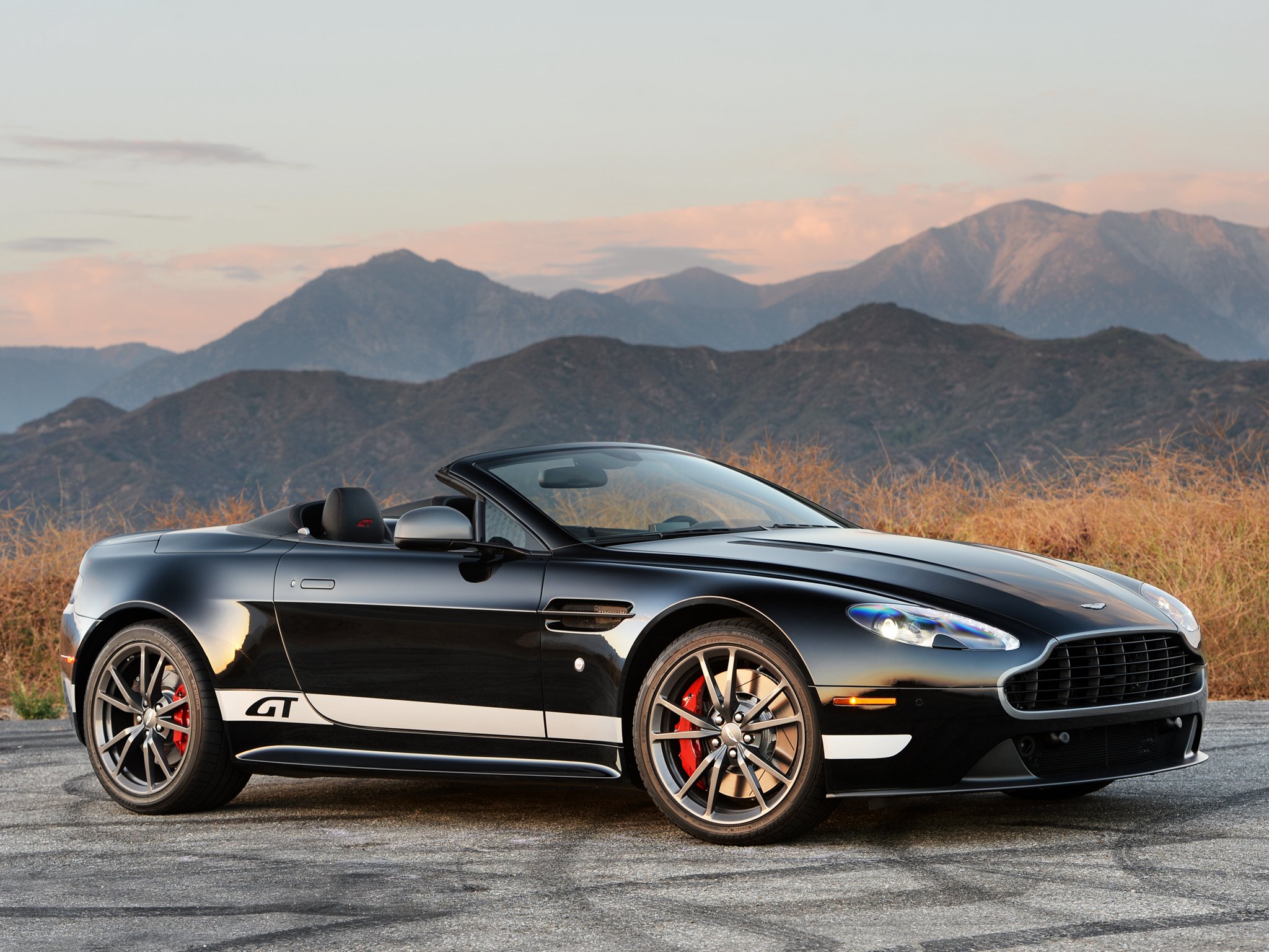 aston, Martin, V8, Vantage, Gt, Roadster, 2014 Wallpapers HD / Desktop