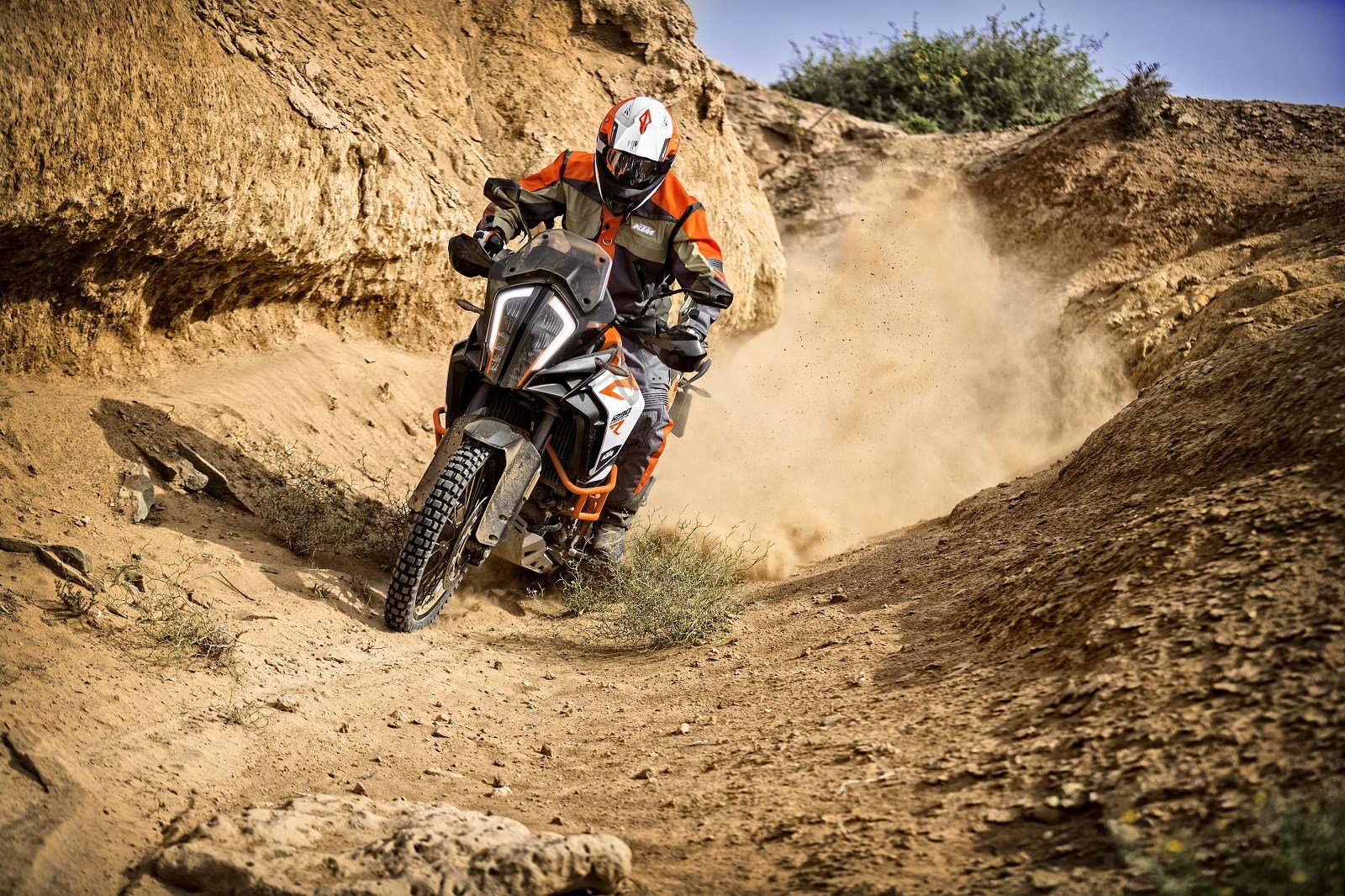 ktm 1290 super adventure r action 04 Wallpaper