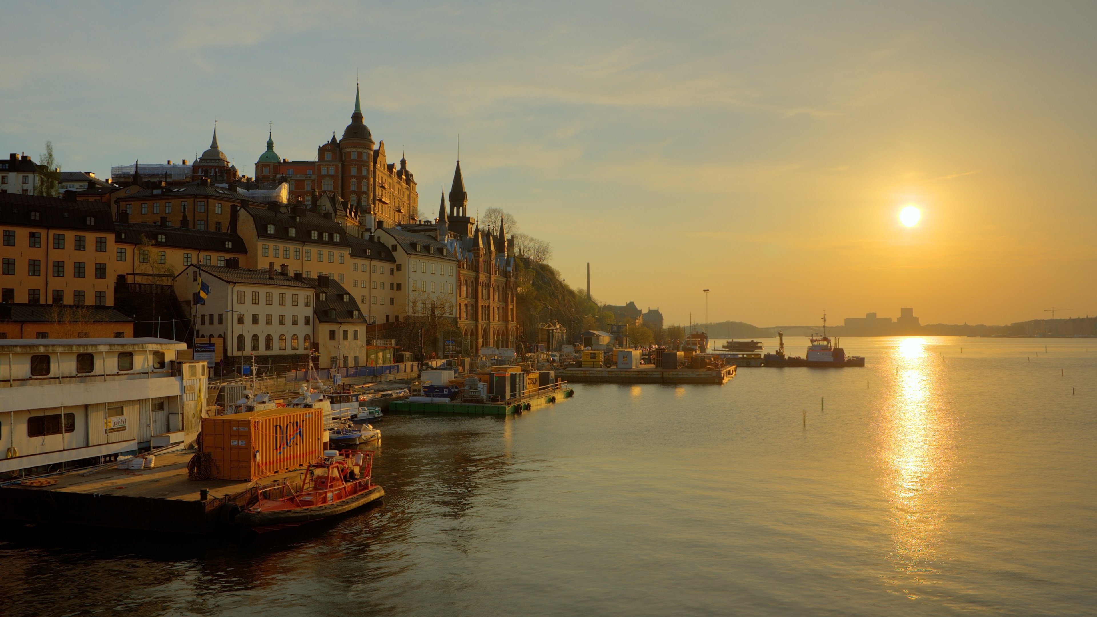 , Sweden, Stockholm, Promenade, River, Sun, Sunrise, Fog, Gold, Houses, Towers, Water, Boat, Reflection, Sk Wallpaper
