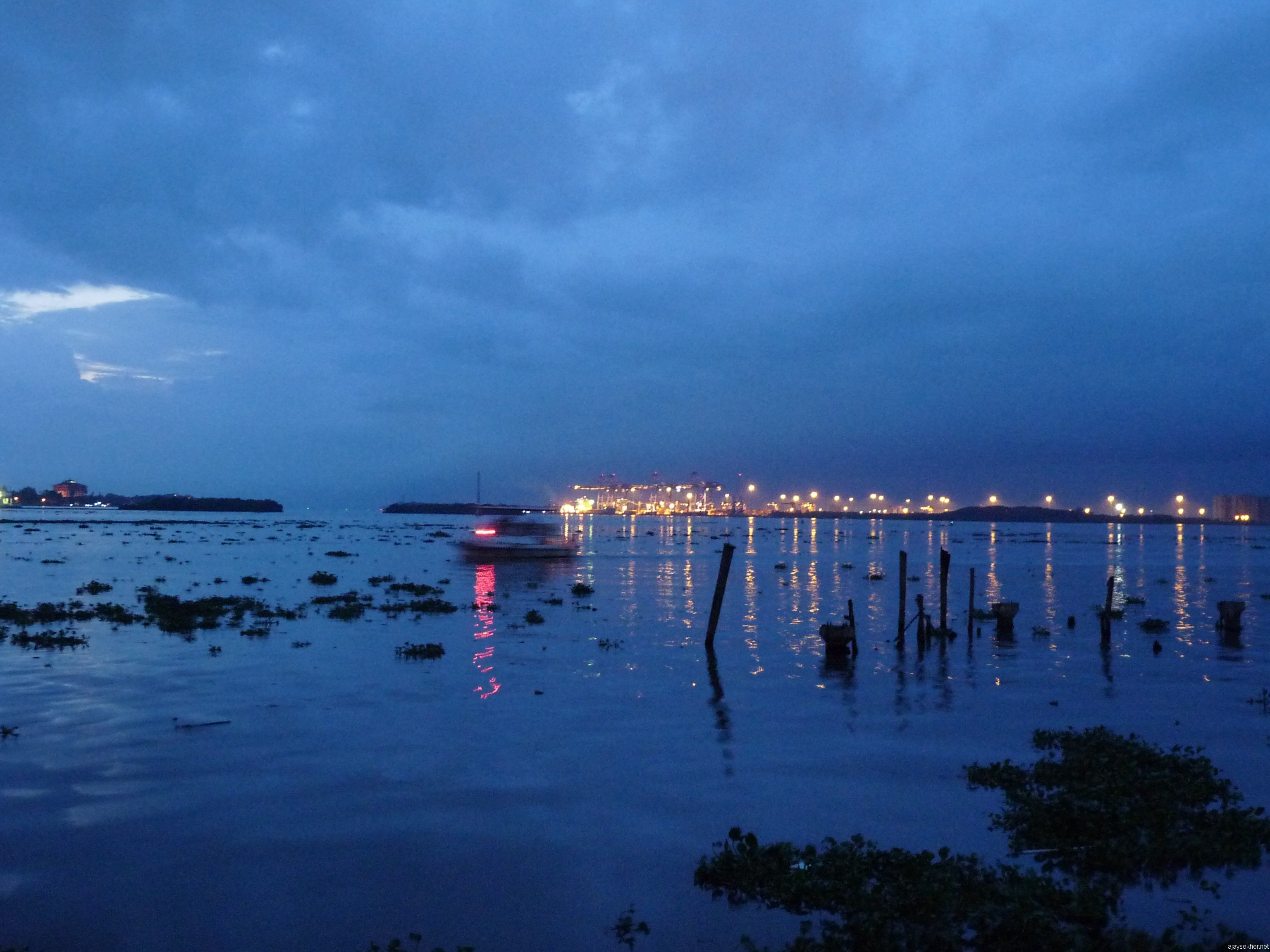 kochi, Kerala, Blues, Back, Water, Lagoons, Sunset, Beach, Ship, Channels, Chinese, Nets, Skyscraper, Water, City,  19 Wallpaper