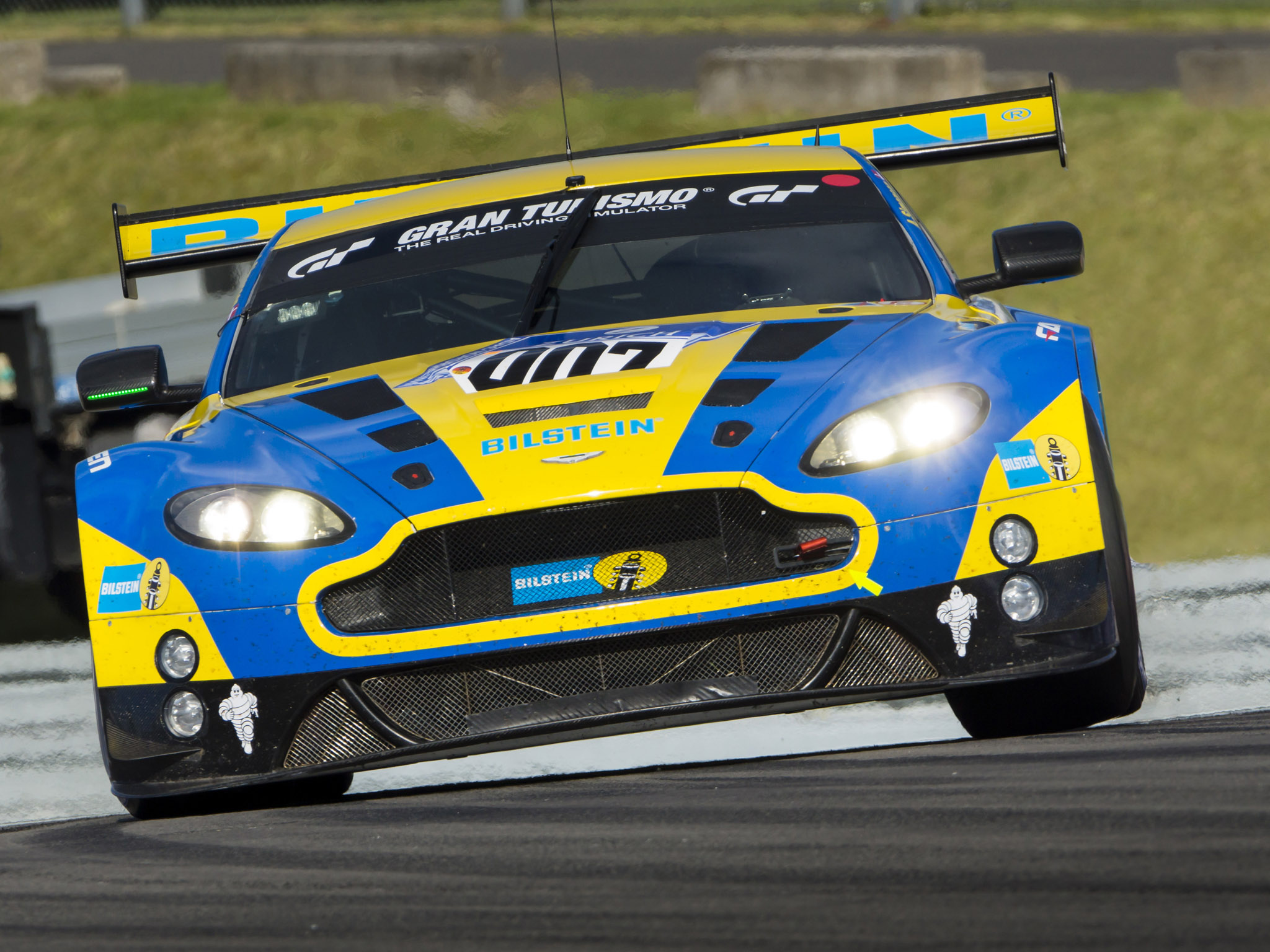 Aston Martin v12 Vantage gt3