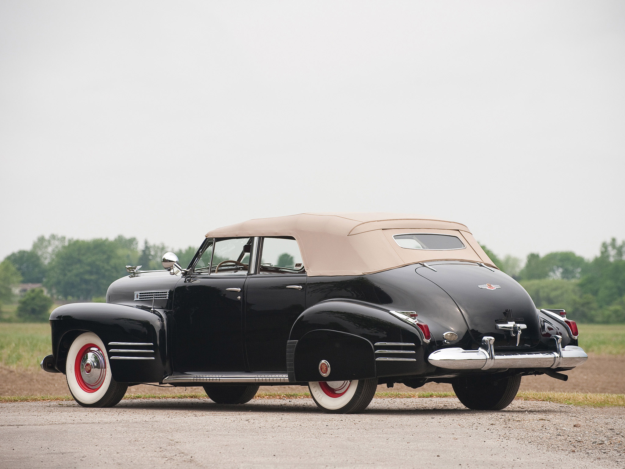1941, Cadillac, Sixty two, Convertible, Retro, Luxury Wallpaper