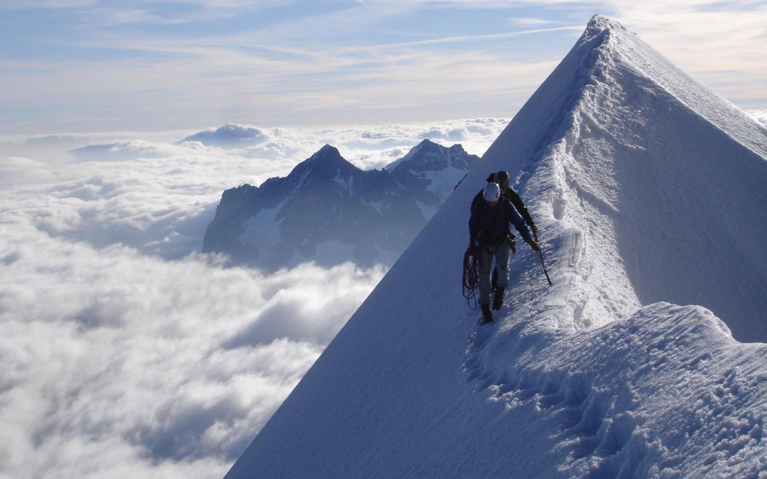 extreme, Mountain, Climbing Wallpaper