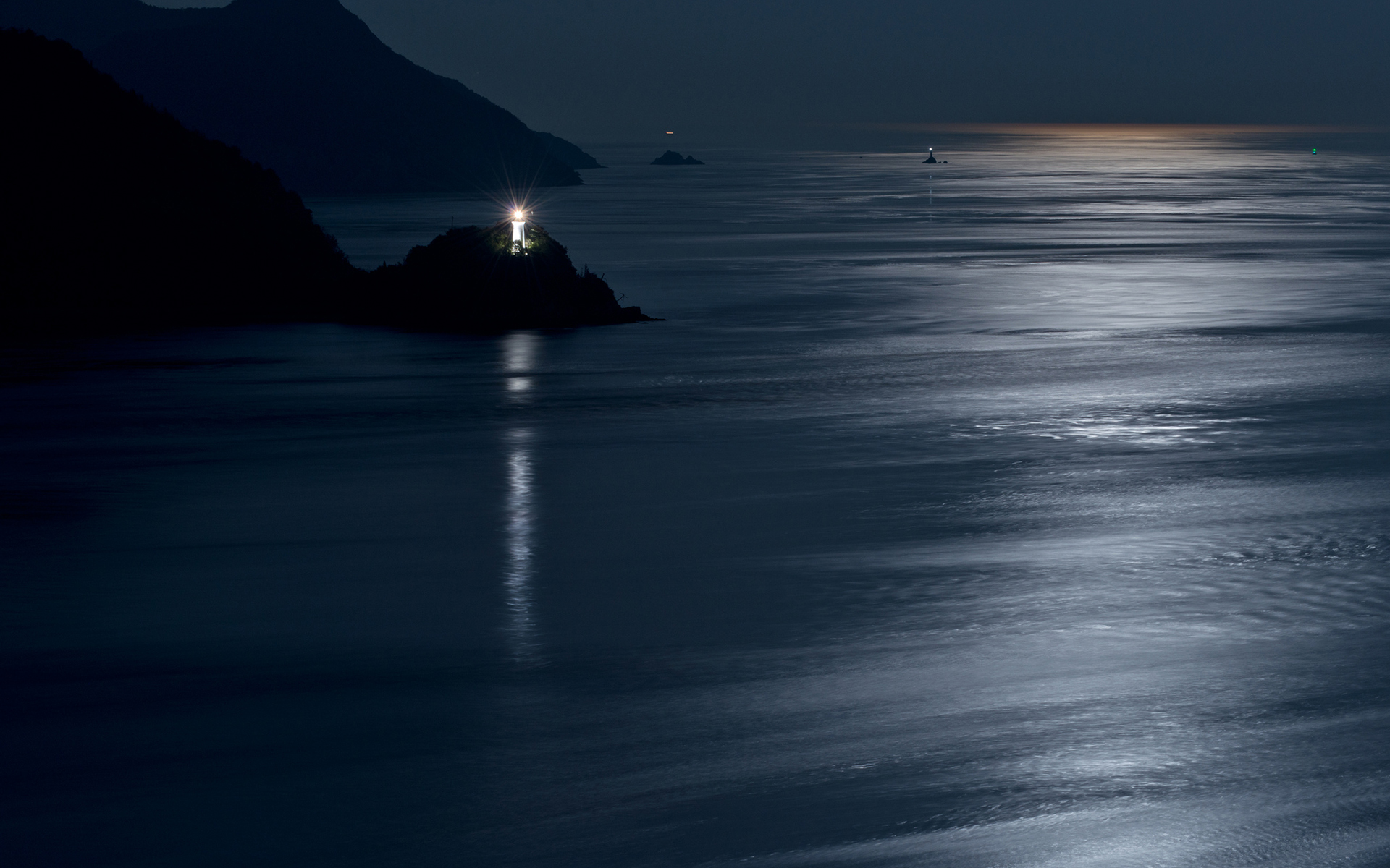 lighthouse, Coast, Night, Ocean, Sea, Reflection, Moon, Moonlight, Lights, Scenic, Shore, Mood Wallpaper